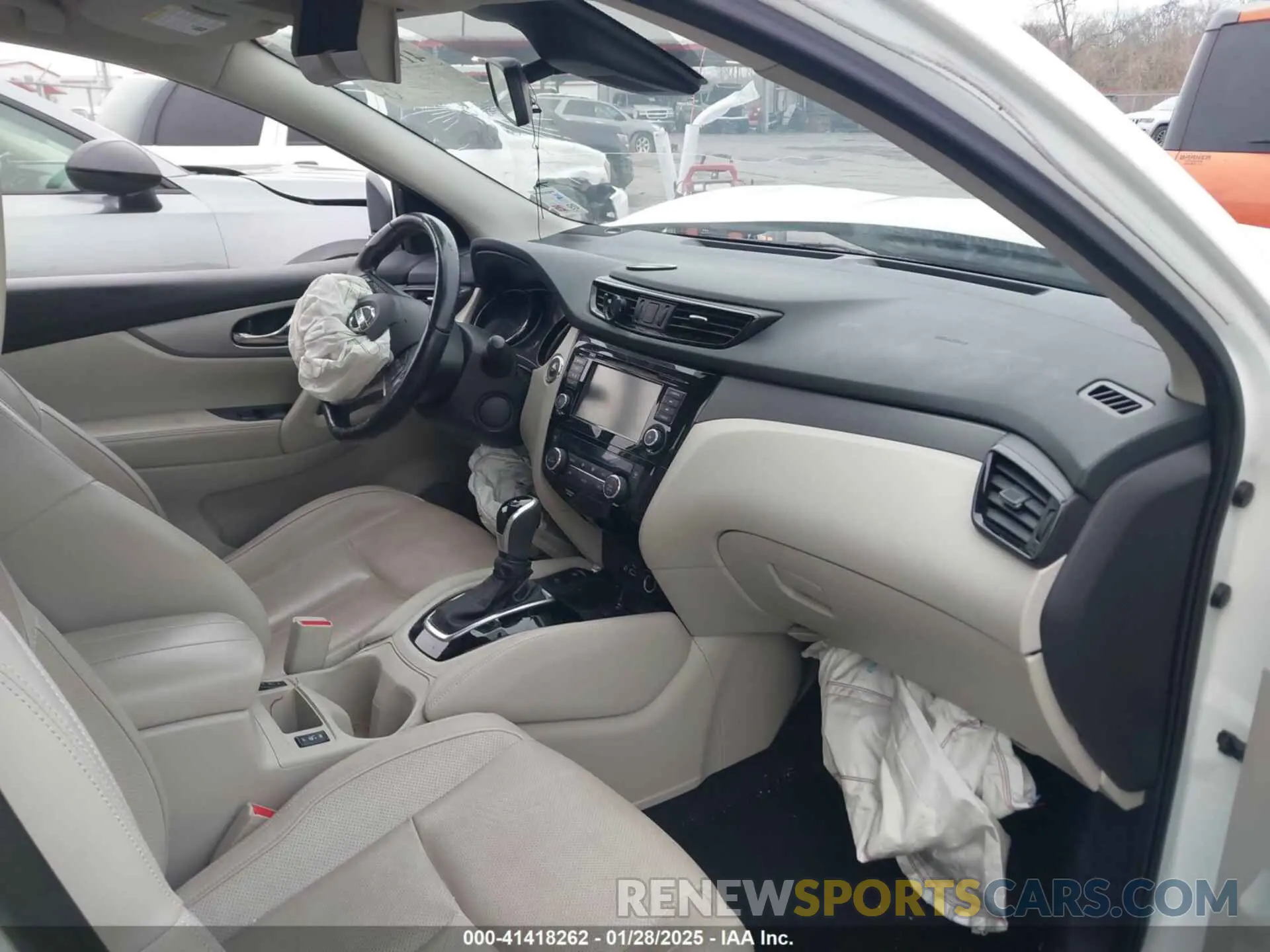5 Photograph of a damaged car JN1BJ1CV3LW253403 NISSAN ROGUE SPORT 2020