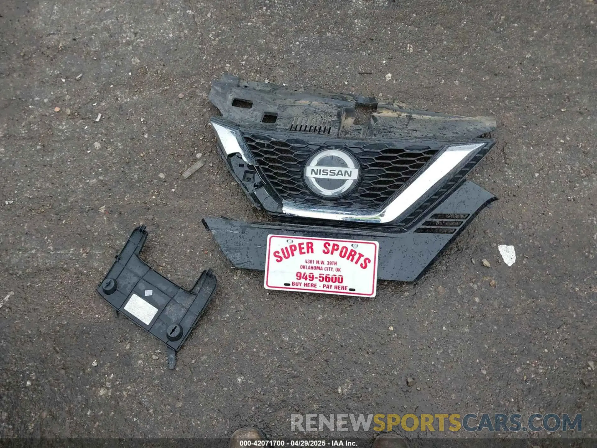 11 Photograph of a damaged car JN1BJ1CV3LW258875 NISSAN ROGUE SPORT 2020