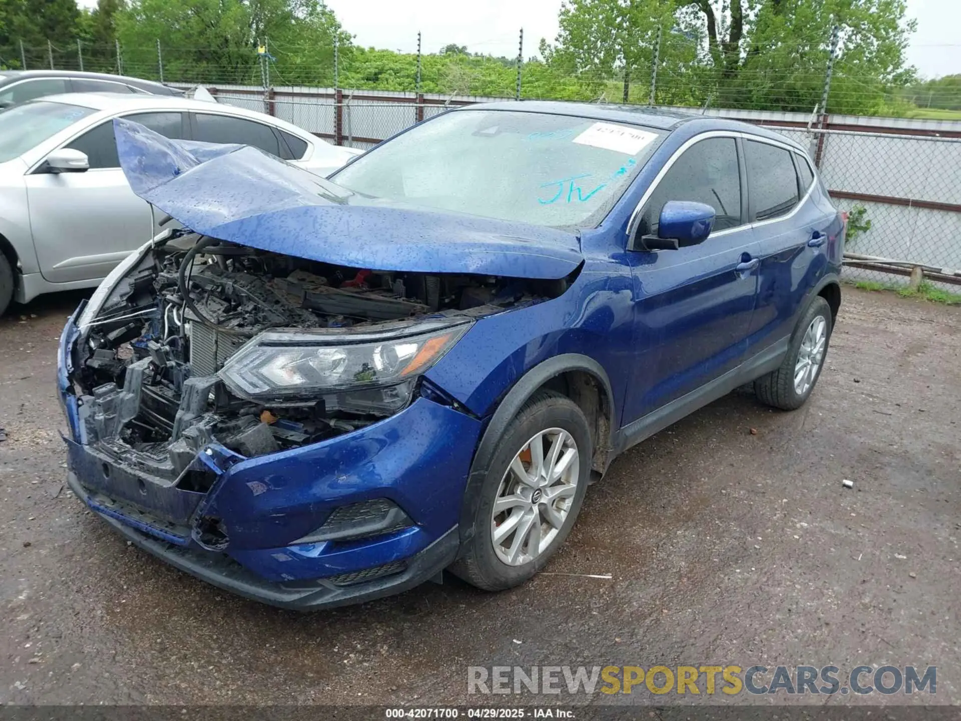 2 Photograph of a damaged car JN1BJ1CV3LW258875 NISSAN ROGUE SPORT 2020