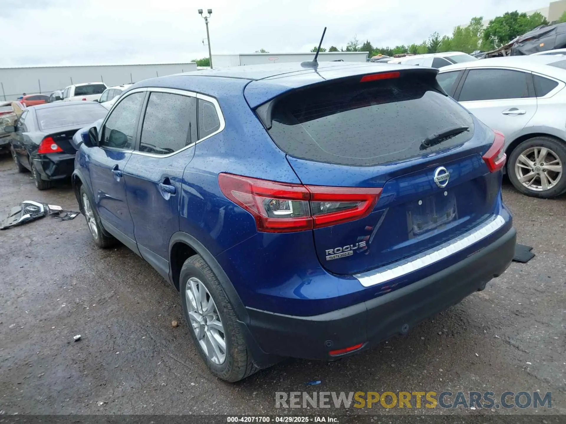 3 Photograph of a damaged car JN1BJ1CV3LW258875 NISSAN ROGUE SPORT 2020