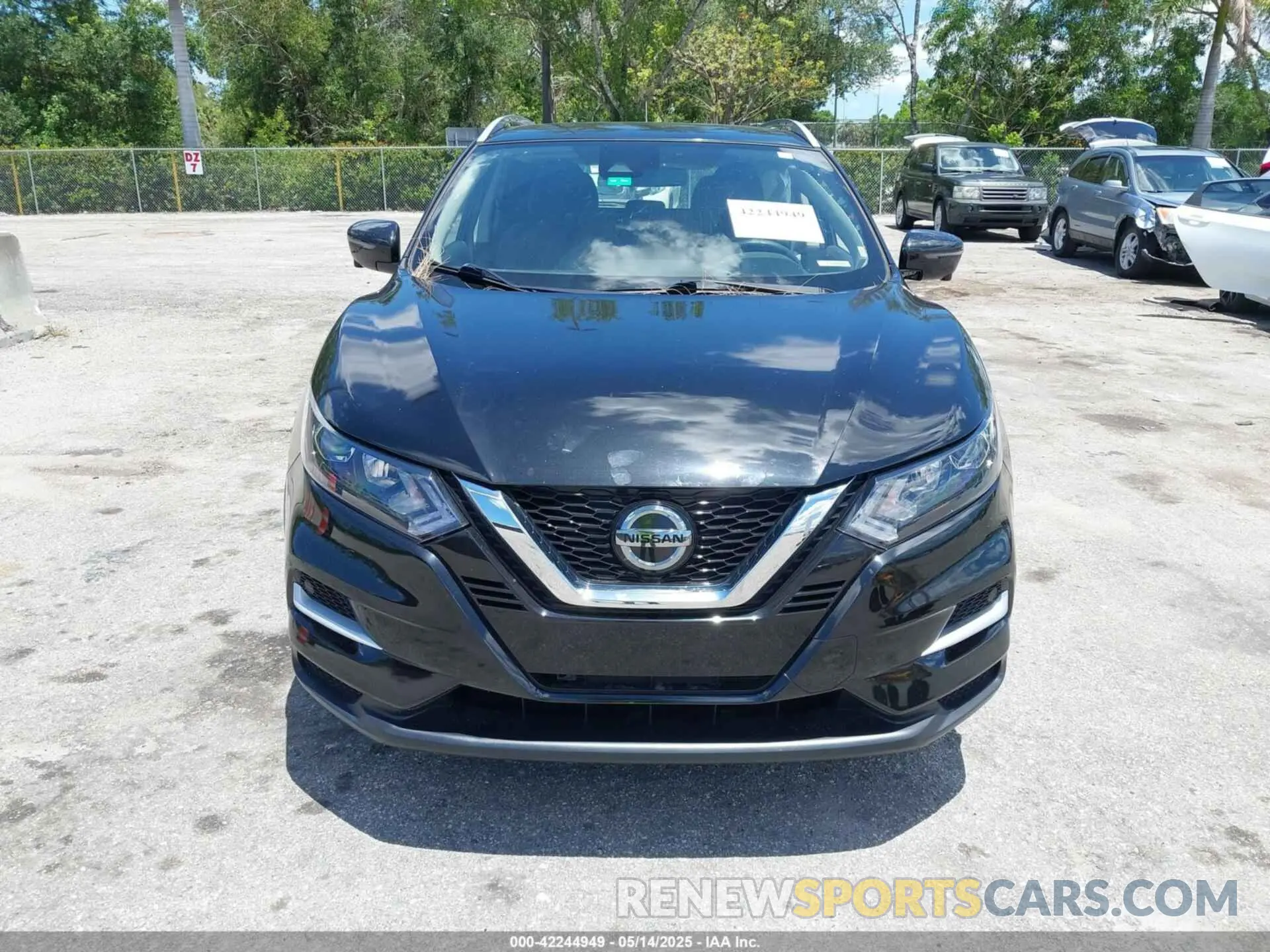12 Photograph of a damaged car JN1BJ1CV3LW260805 NISSAN ROGUE SPORT 2020