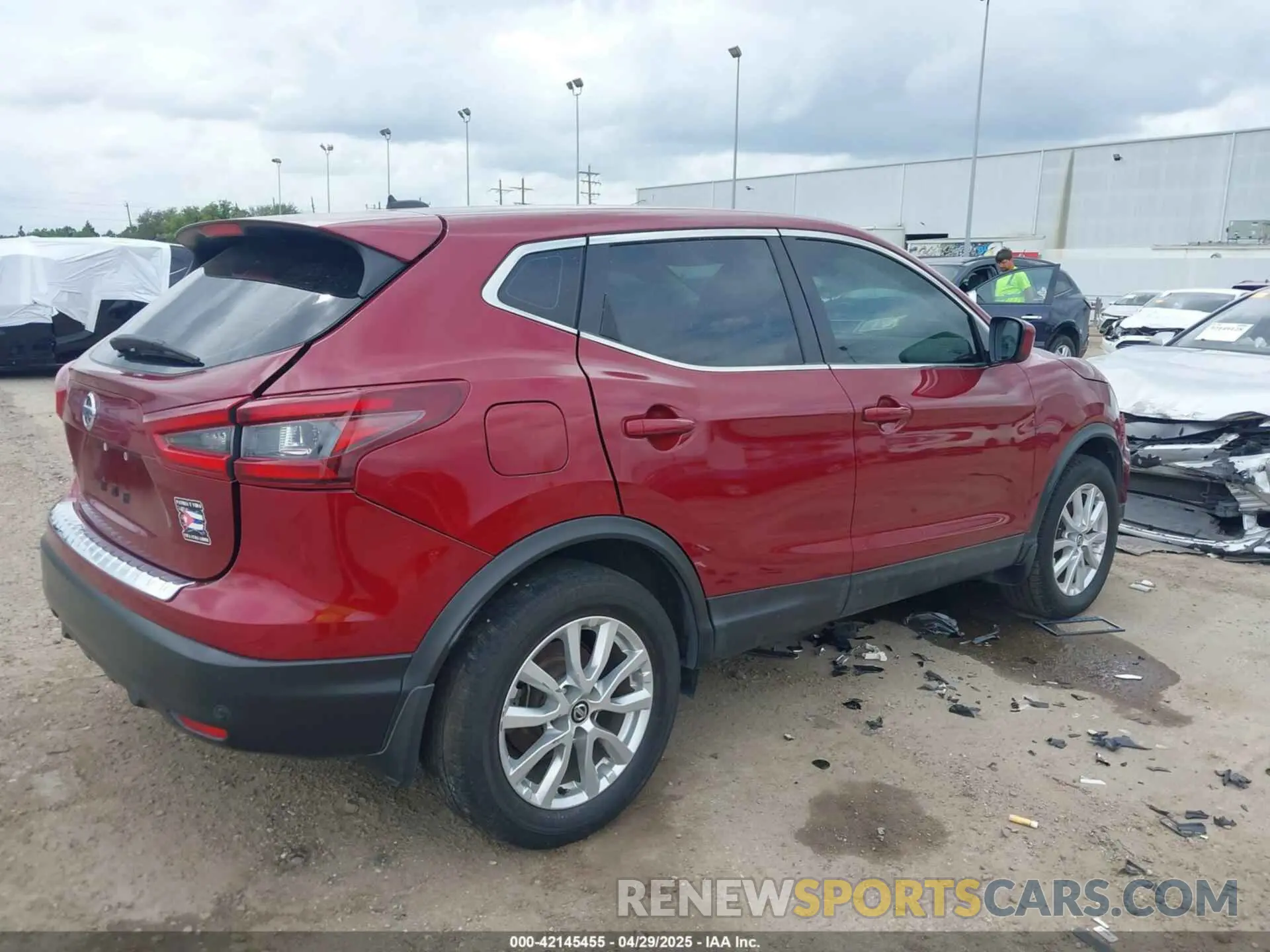 4 Photograph of a damaged car JN1BJ1CV3LW264515 NISSAN ROGUE SPORT 2020