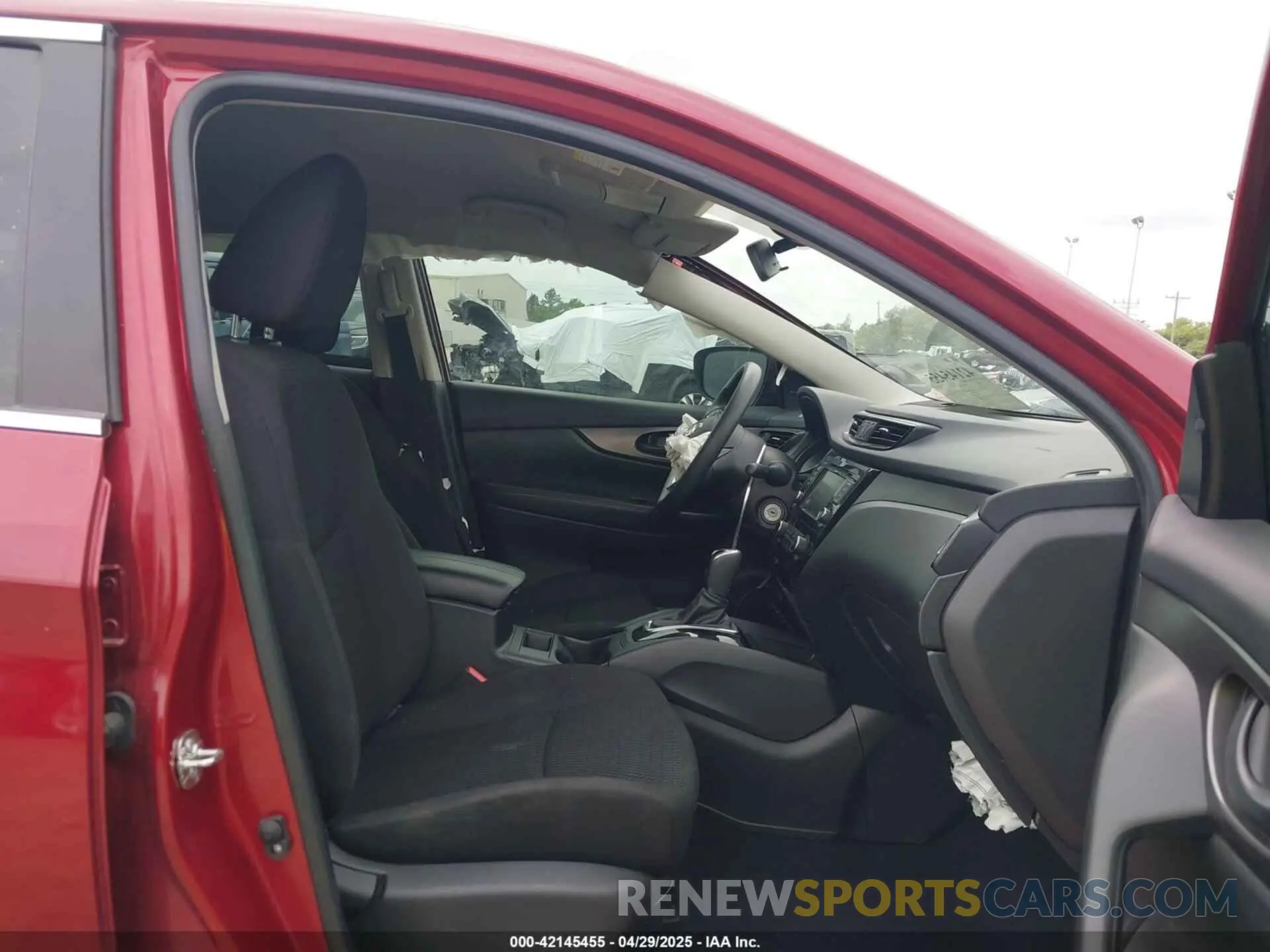 5 Photograph of a damaged car JN1BJ1CV3LW264515 NISSAN ROGUE SPORT 2020