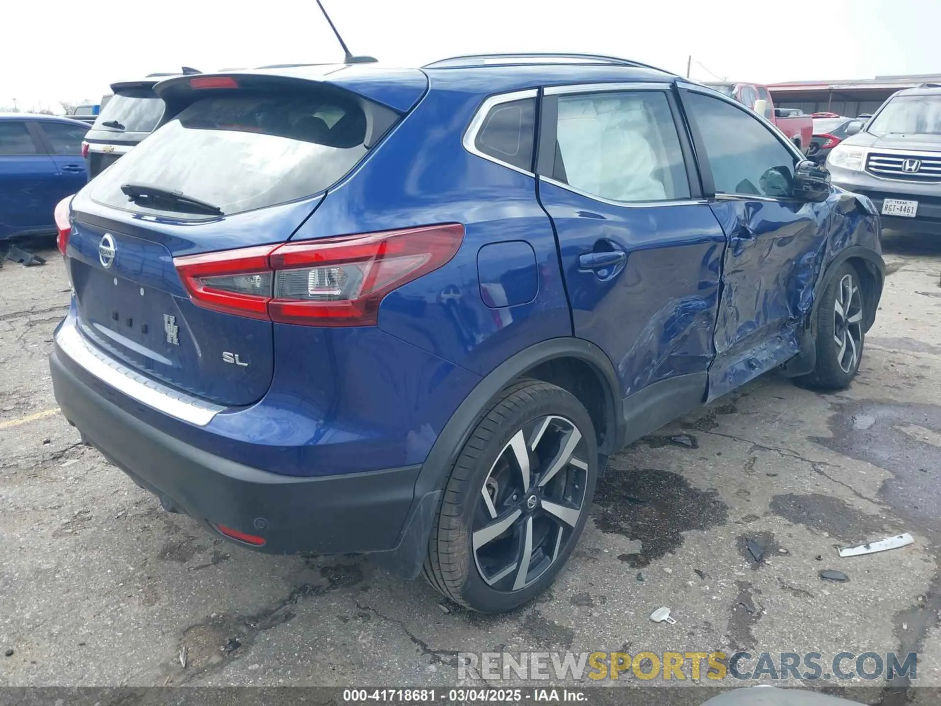 4 Photograph of a damaged car JN1BJ1CV3LW265678 NISSAN ROGUE SPORT 2020