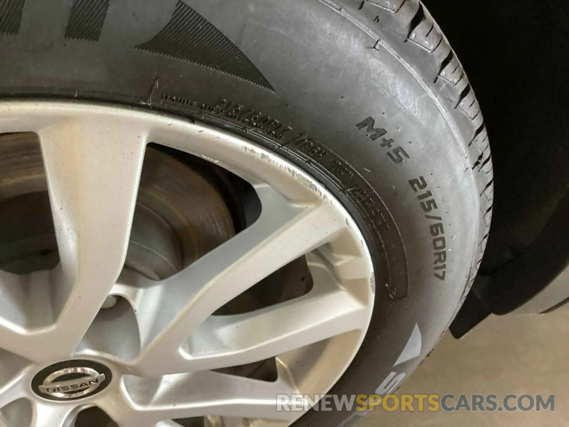 4 Photograph of a damaged car JN1BJ1CV3LW281928 NISSAN ROGUE SPORT 2020