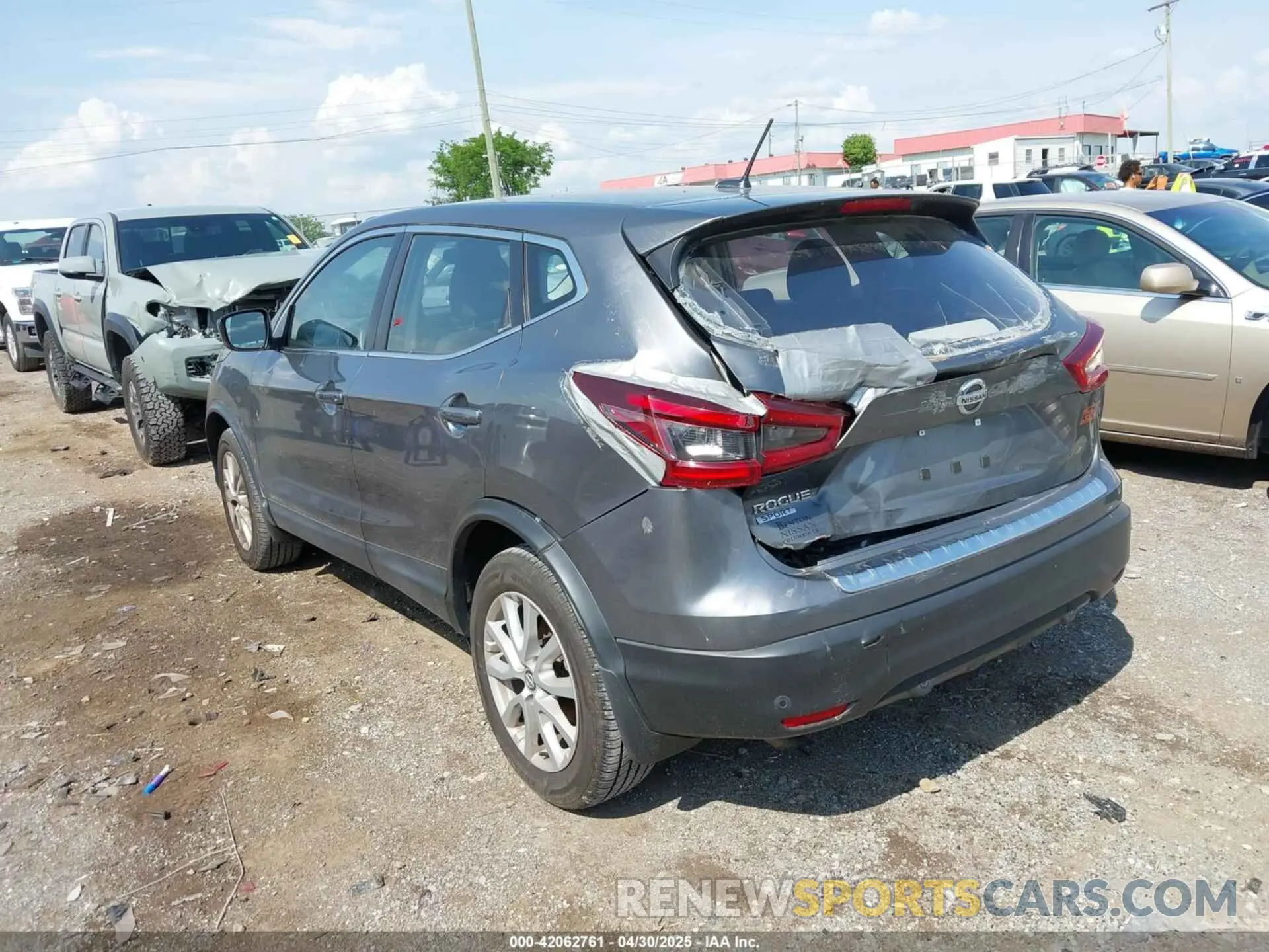 6 Photograph of a damaged car JN1BJ1CV3LW548789 NISSAN ROGUE SPORT 2020