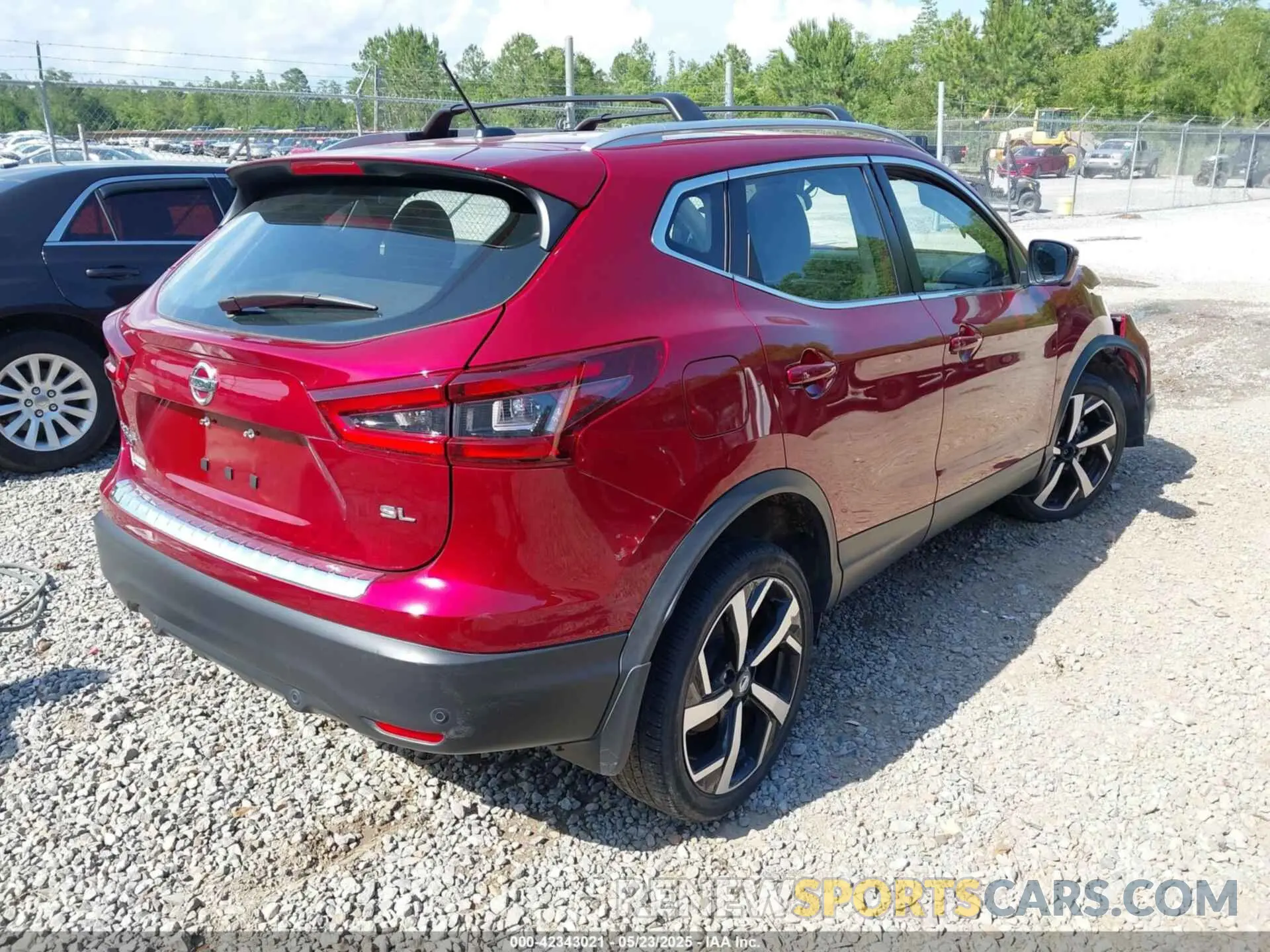 4 Photograph of a damaged car JN1BJ1CV4LW277208 NISSAN ROGUE SPORT 2020