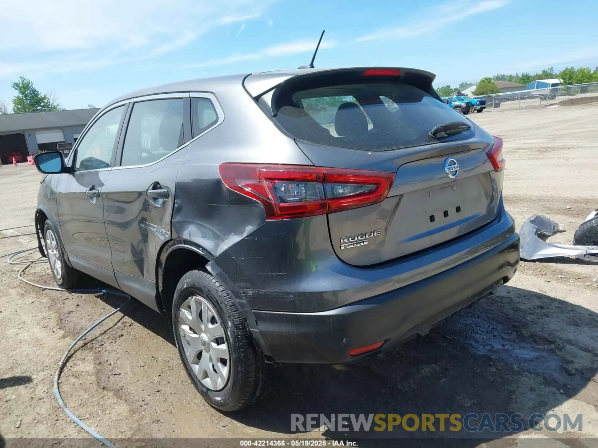 3 Photograph of a damaged car JN1BJ1CV4LW542550 NISSAN ROGUE SPORT 2020