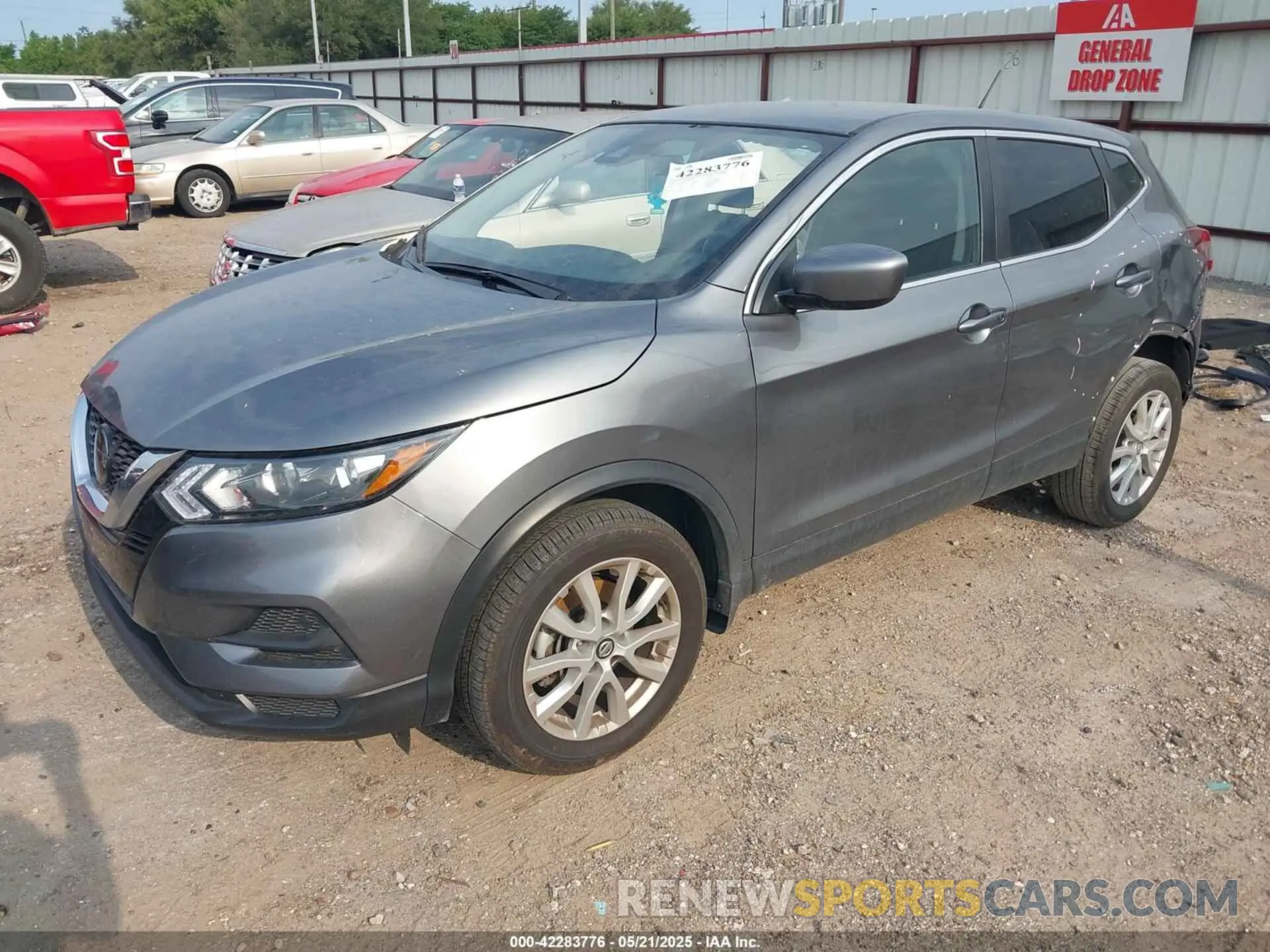 2 Photograph of a damaged car JN1BJ1CV4LW552155 NISSAN ROGUE SPORT 2020