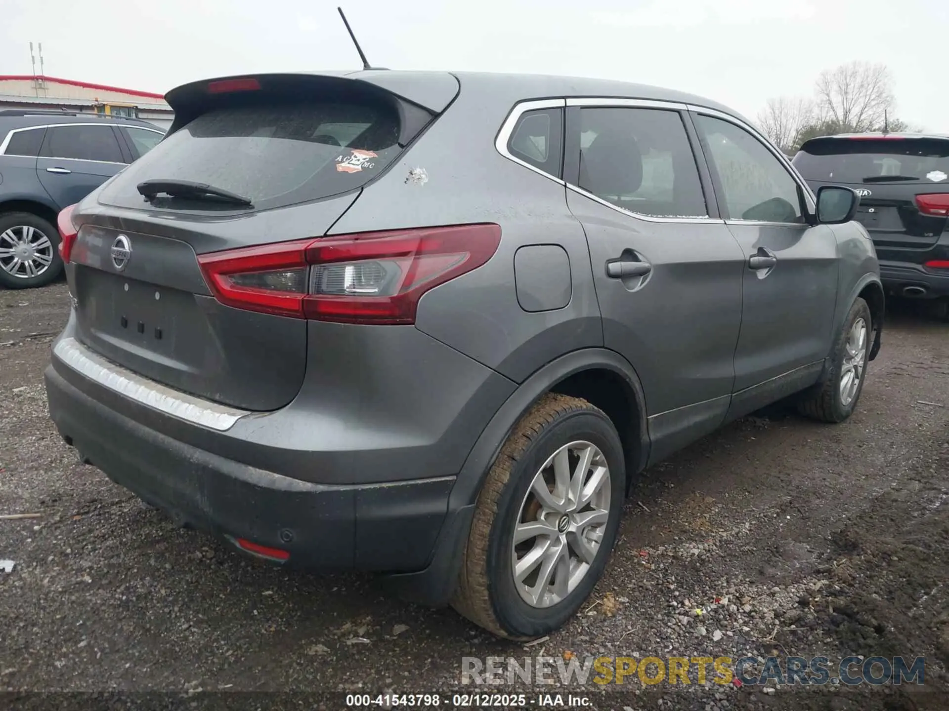 4 Photograph of a damaged car JN1BJ1CV5LW278738 NISSAN ROGUE SPORT 2020