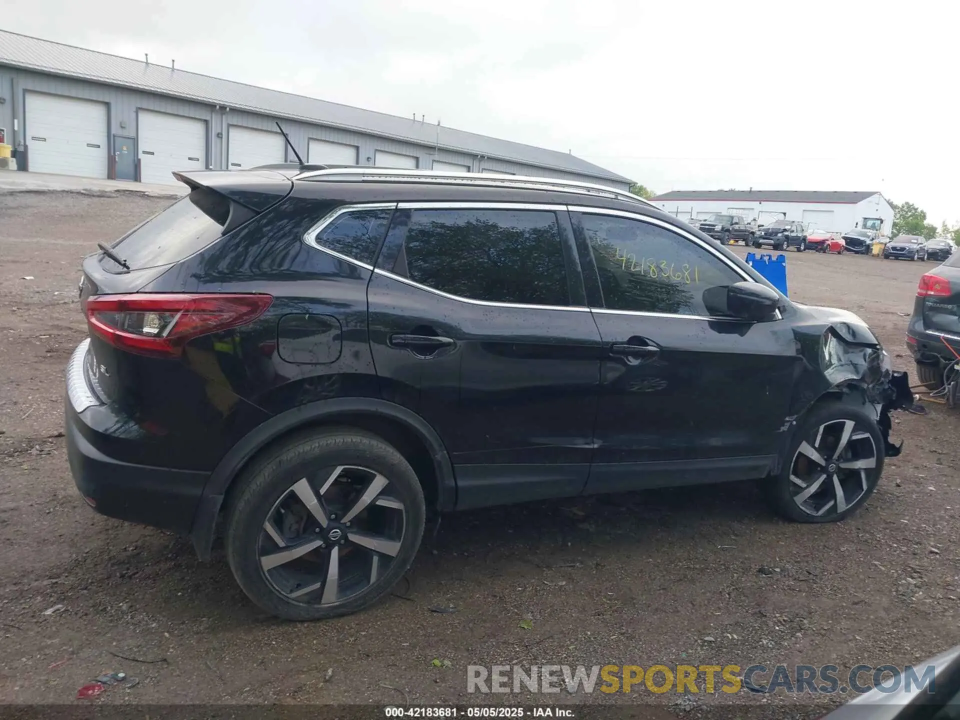 13 Photograph of a damaged car JN1BJ1CV6LW266484 NISSAN ROGUE SPORT 2020