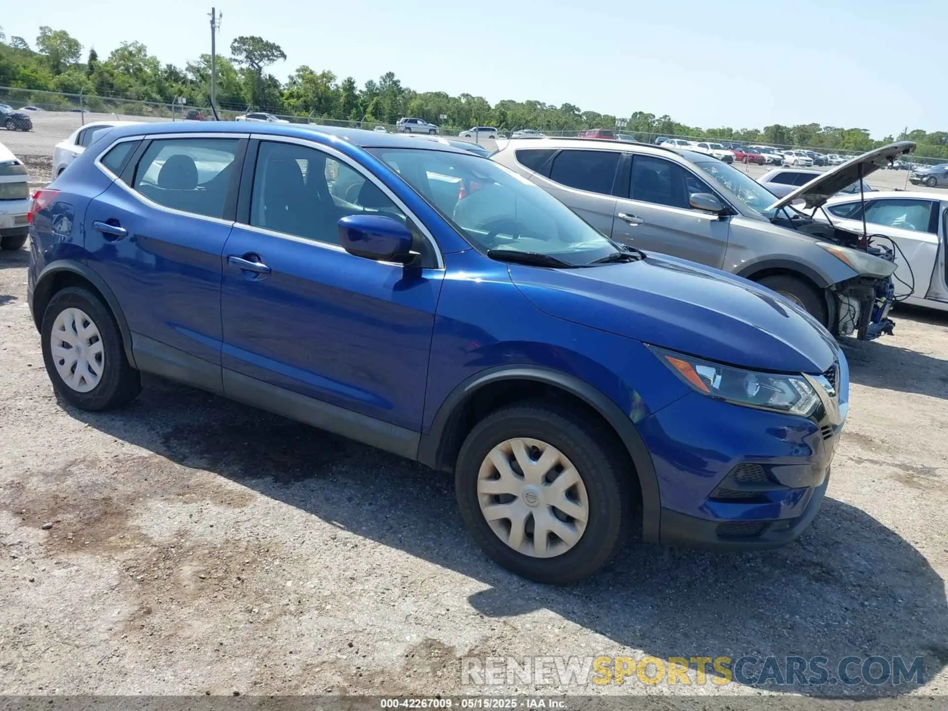 1 Photograph of a damaged car JN1BJ1CV6LW269286 NISSAN ROGUE SPORT 2020