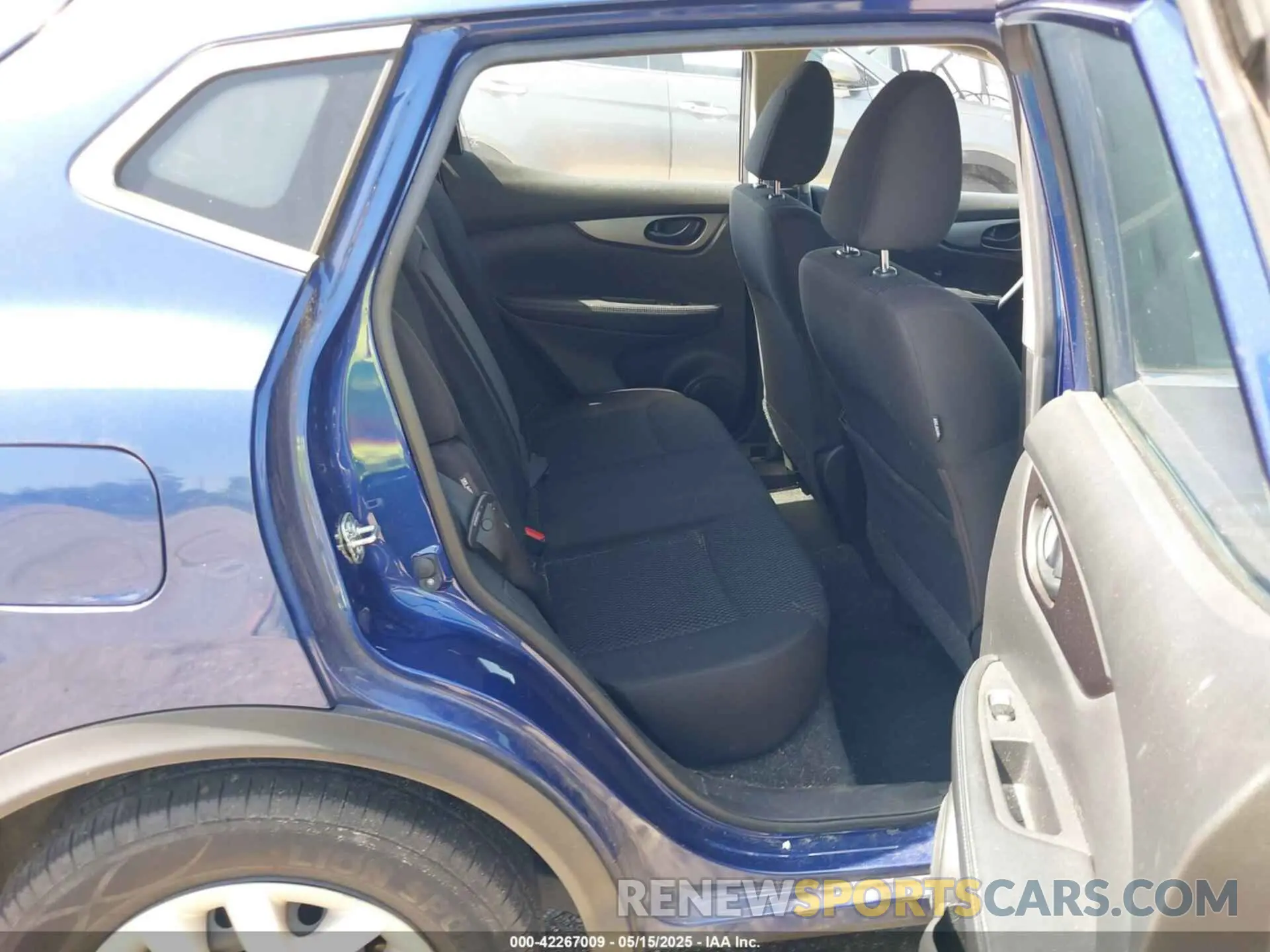 8 Photograph of a damaged car JN1BJ1CV6LW269286 NISSAN ROGUE SPORT 2020