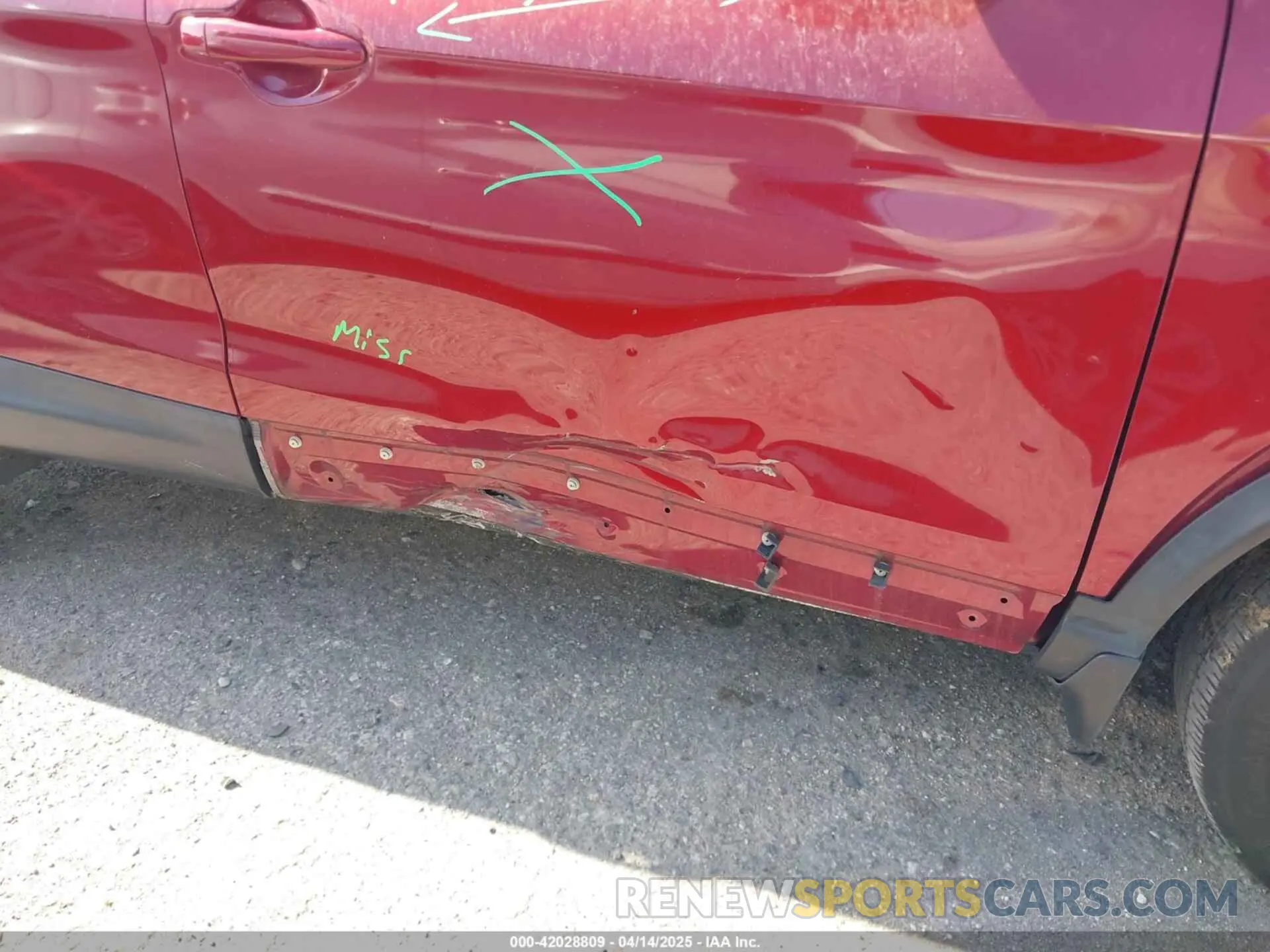 16 Photograph of a damaged car JN1BJ1CV6LW278487 NISSAN ROGUE SPORT 2020