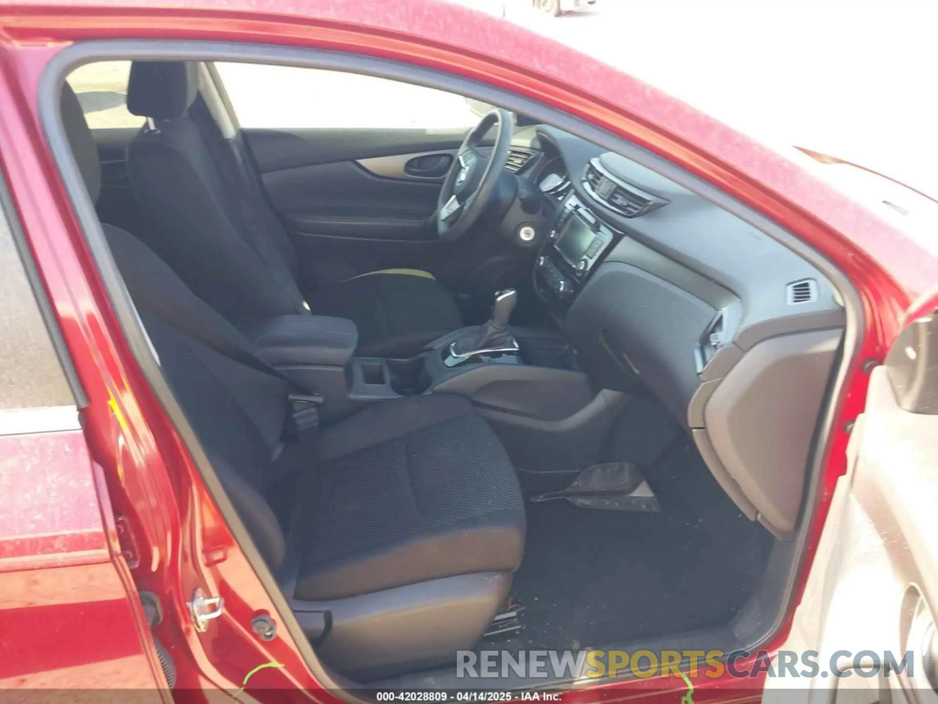 5 Photograph of a damaged car JN1BJ1CV6LW278487 NISSAN ROGUE SPORT 2020