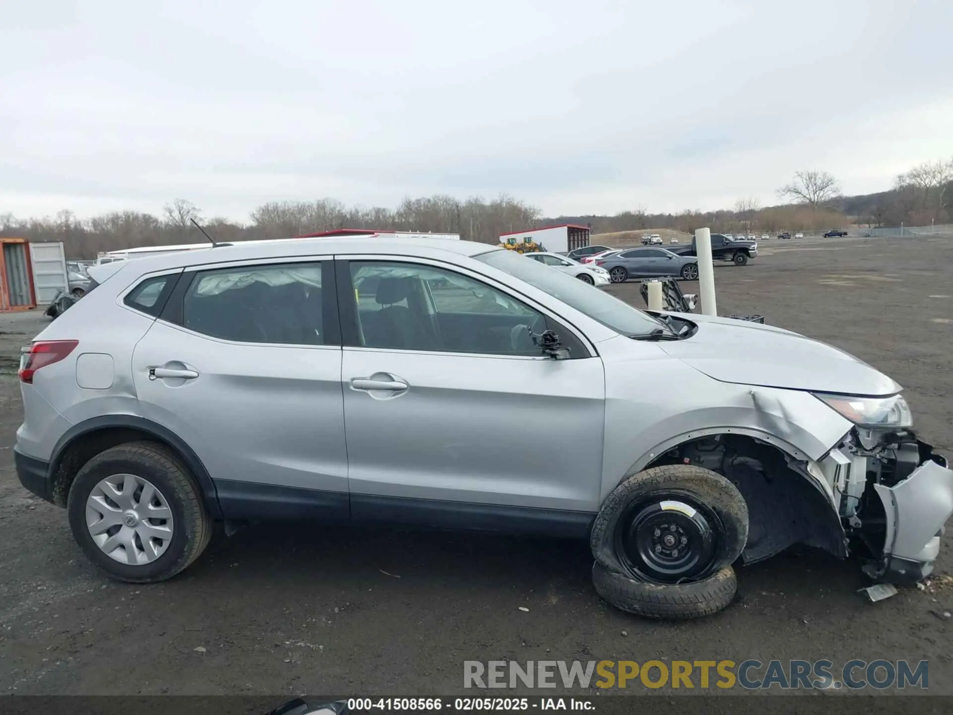 13 Photograph of a damaged car JN1BJ1CV6LW545627 NISSAN ROGUE SPORT 2020