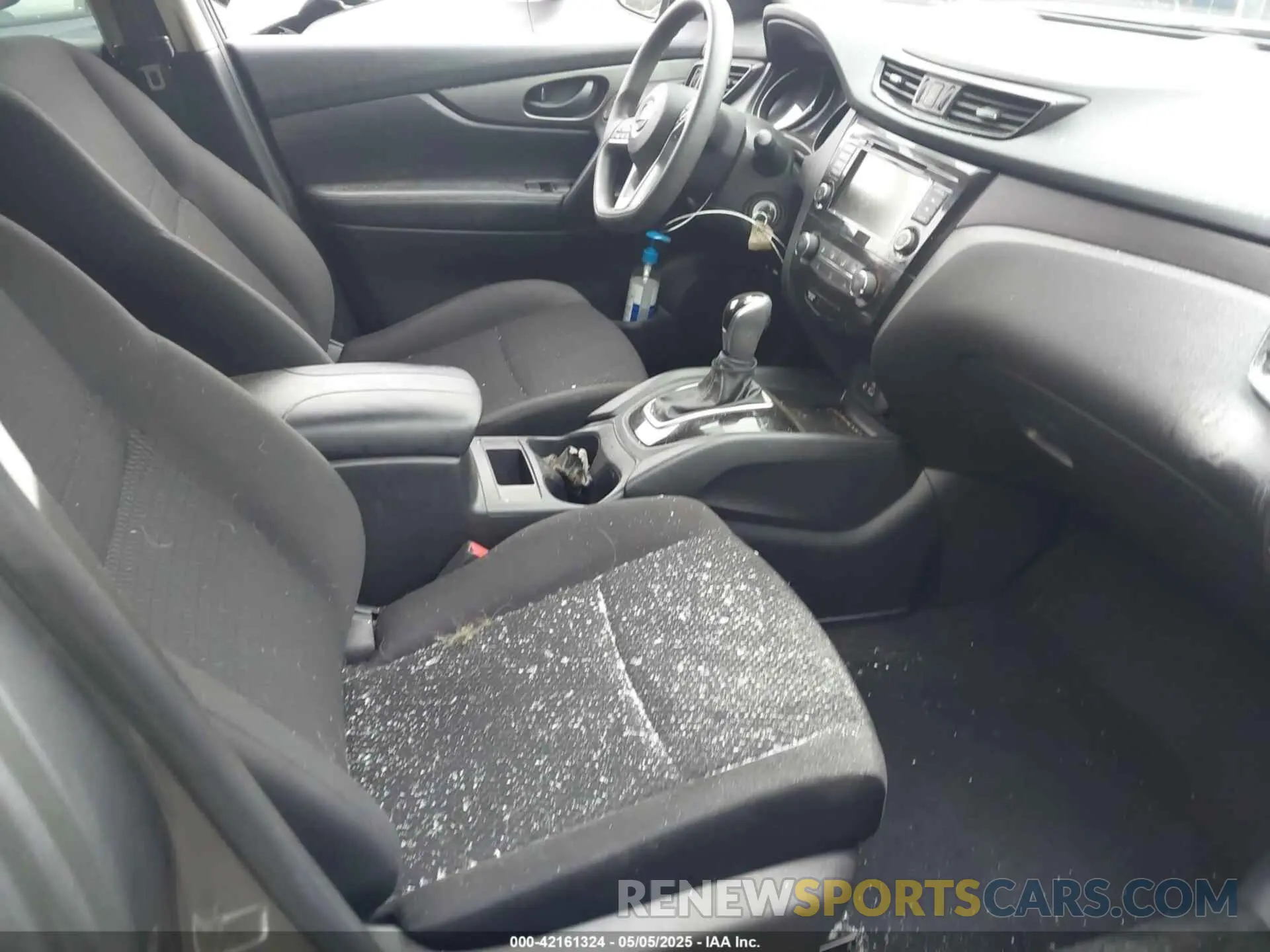 5 Photograph of a damaged car JN1BJ1CV7LW263187 NISSAN ROGUE SPORT 2020
