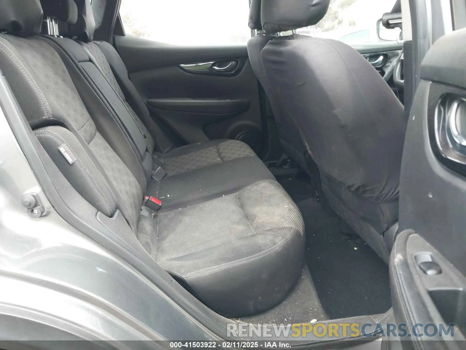 8 Photograph of a damaged car JN1BJ1CV7LW276117 NISSAN ROGUE SPORT 2020