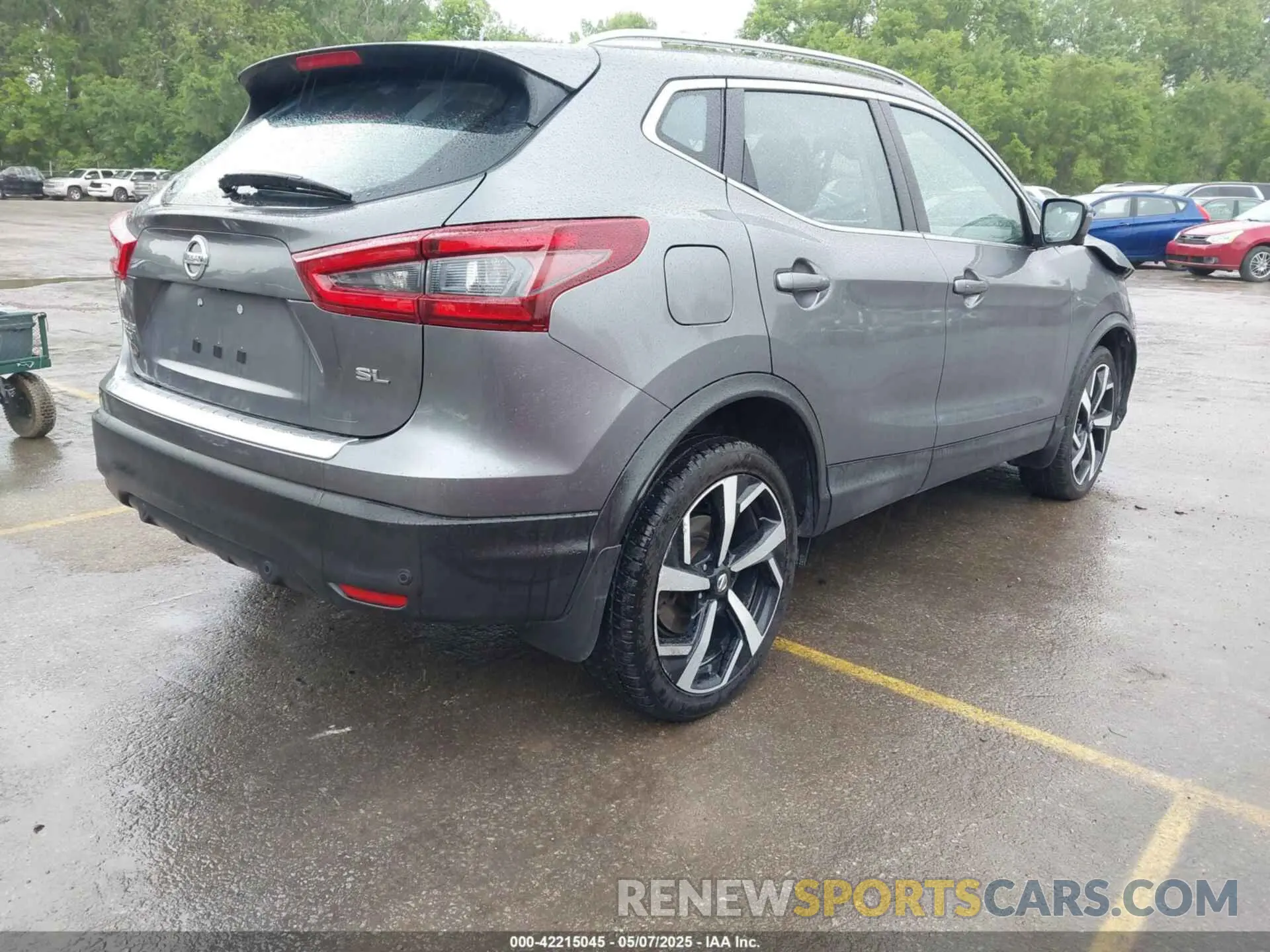 4 Photograph of a damaged car JN1BJ1CV8LW250299 NISSAN ROGUE SPORT 2020