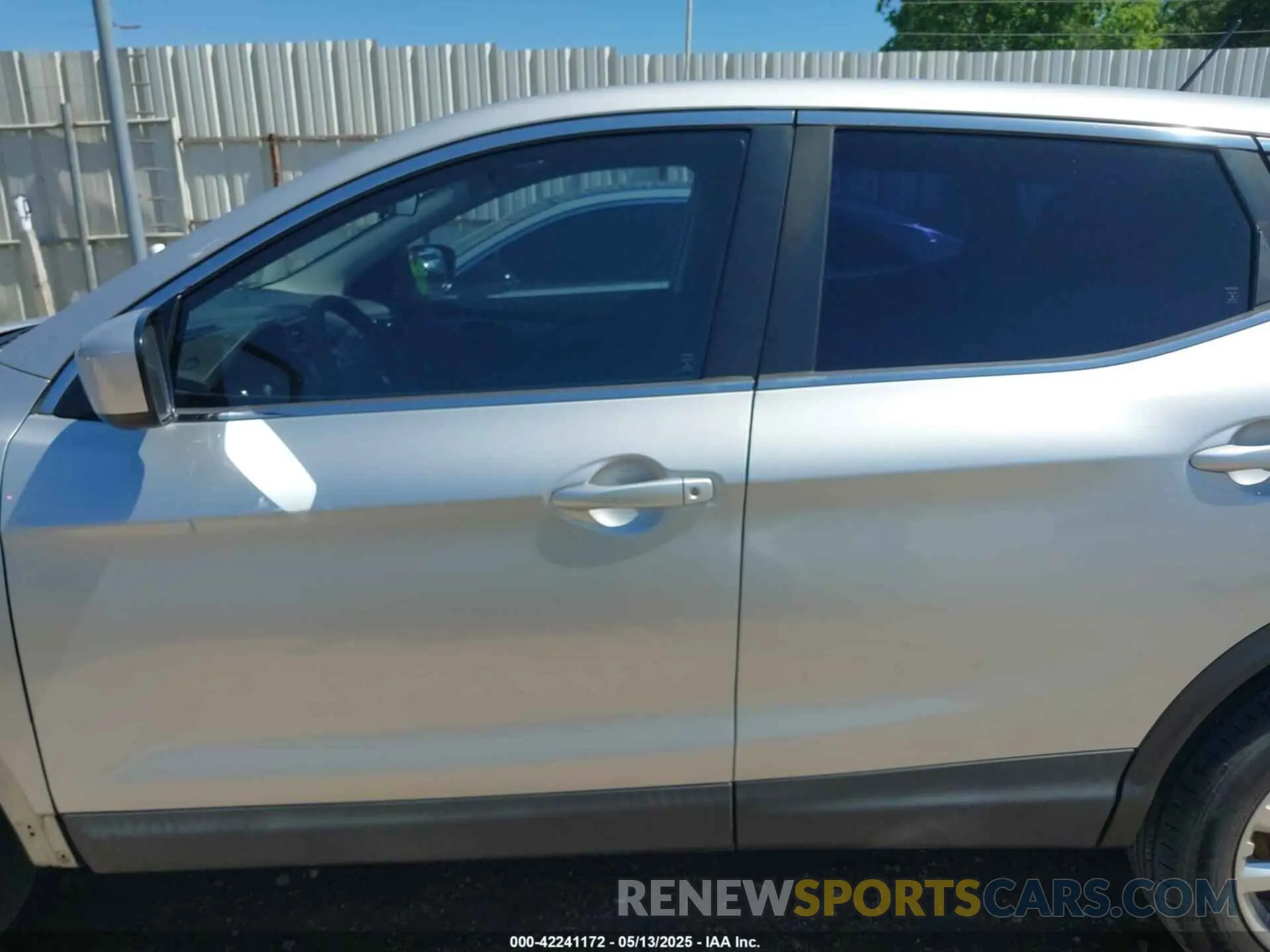14 Photograph of a damaged car JN1BJ1CV8LW260556 NISSAN ROGUE SPORT 2020