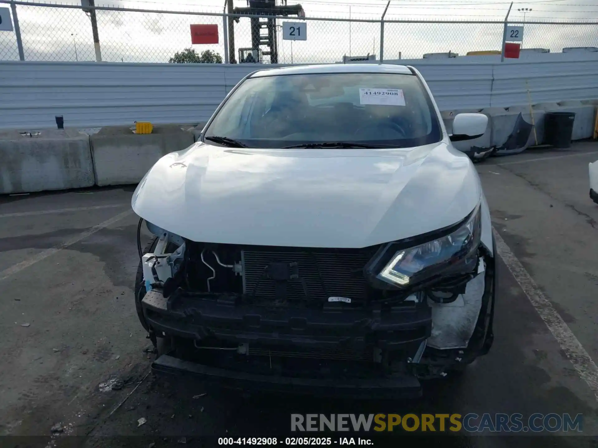 13 Photograph of a damaged car JN1BJ1CV8LW261853 NISSAN ROGUE SPORT 2020