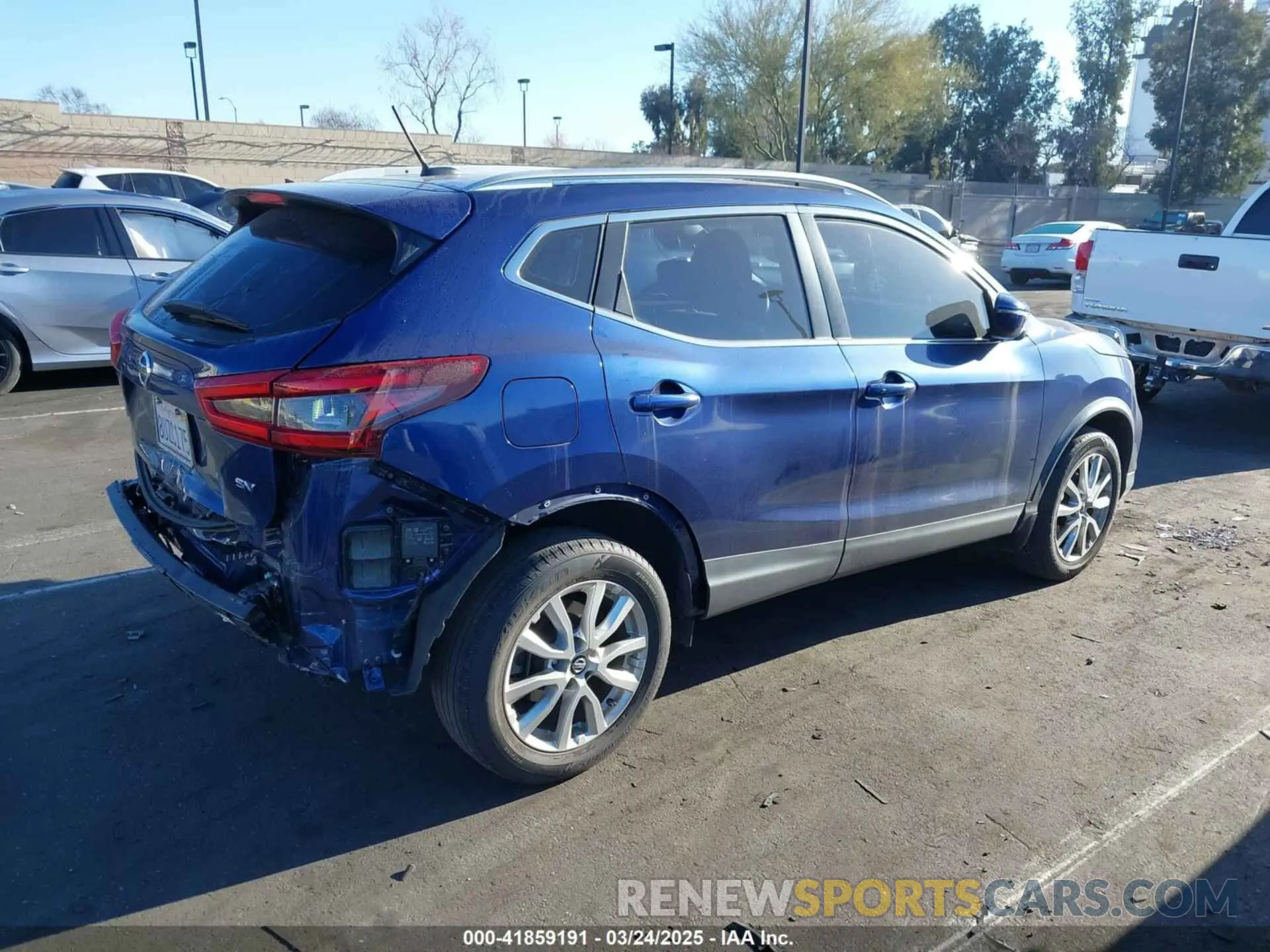 4 Photograph of a damaged car JN1BJ1CV8LW270536 NISSAN ROGUE SPORT 2020