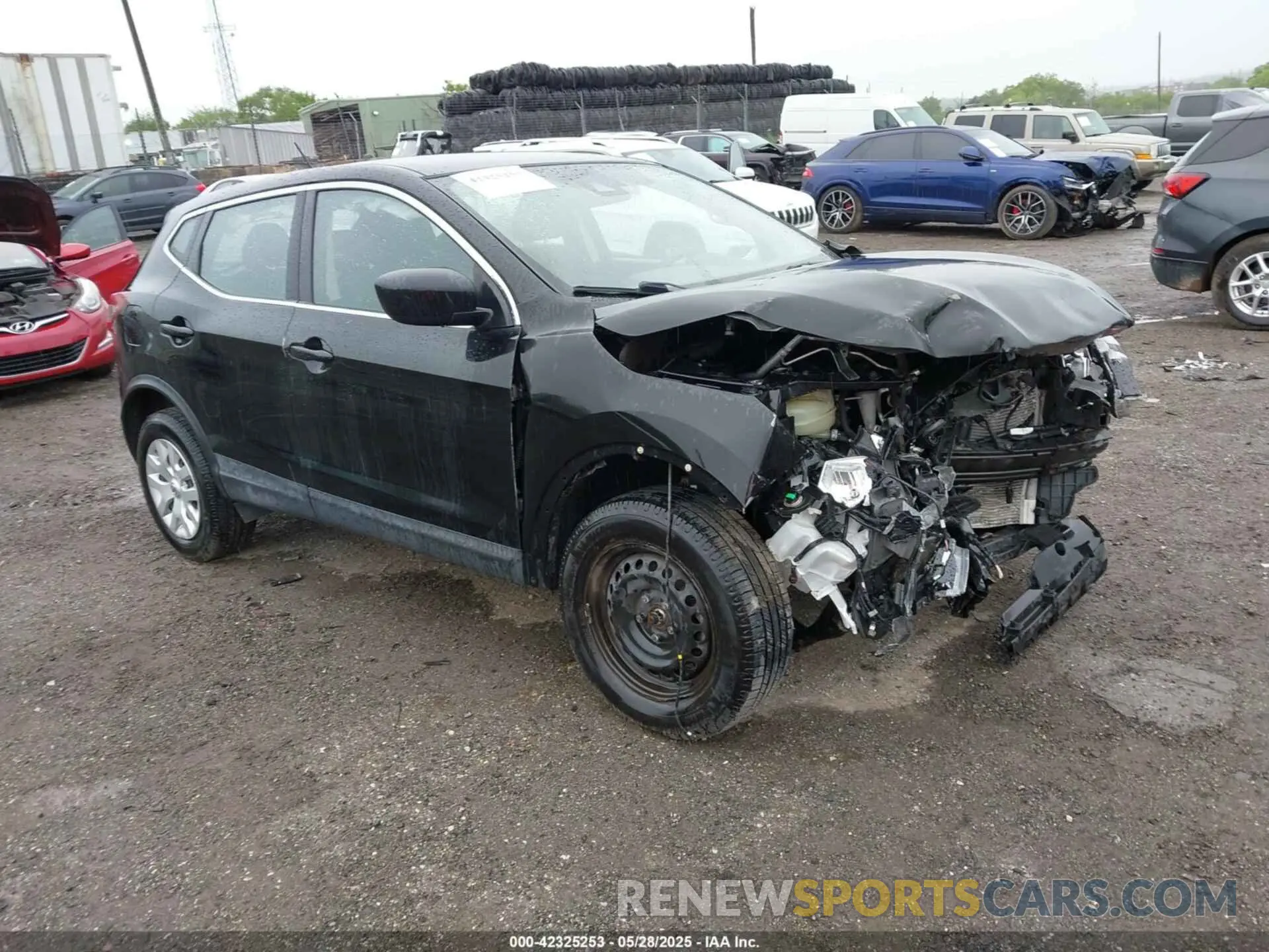 1 Photograph of a damaged car JN1BJ1CV9LW256578 NISSAN ROGUE SPORT 2020