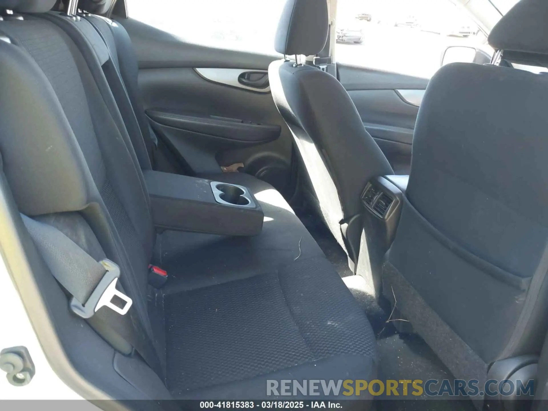 8 Photograph of a damaged car JN1BJ1CV9LW257312 NISSAN ROGUE SPORT 2020