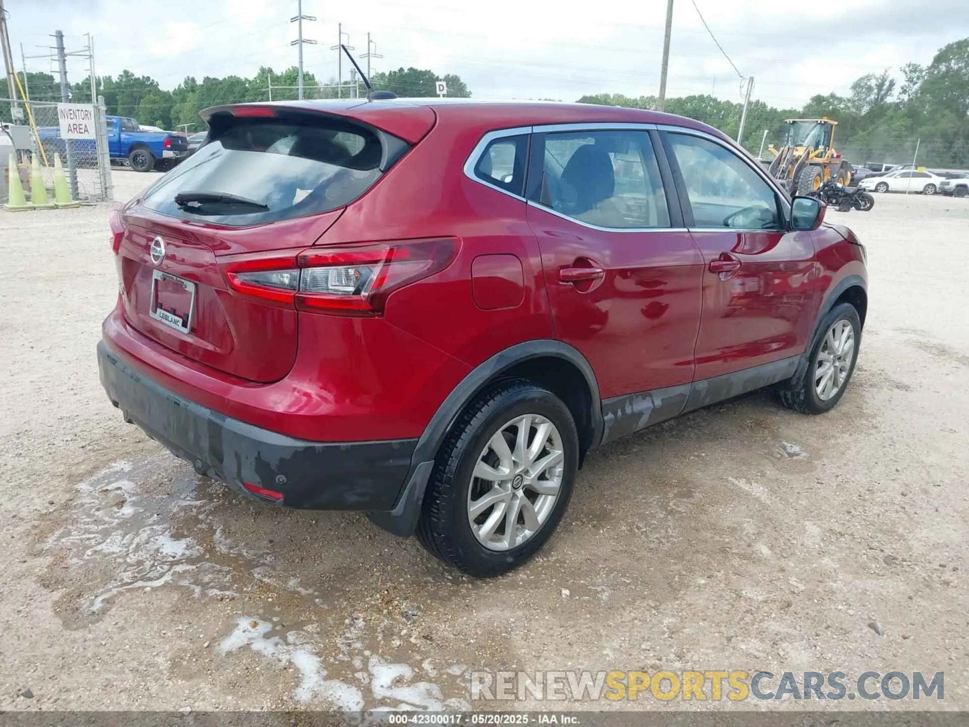4 Photograph of a damaged car JN1BJ1CV9LW259772 NISSAN ROGUE SPORT 2020
