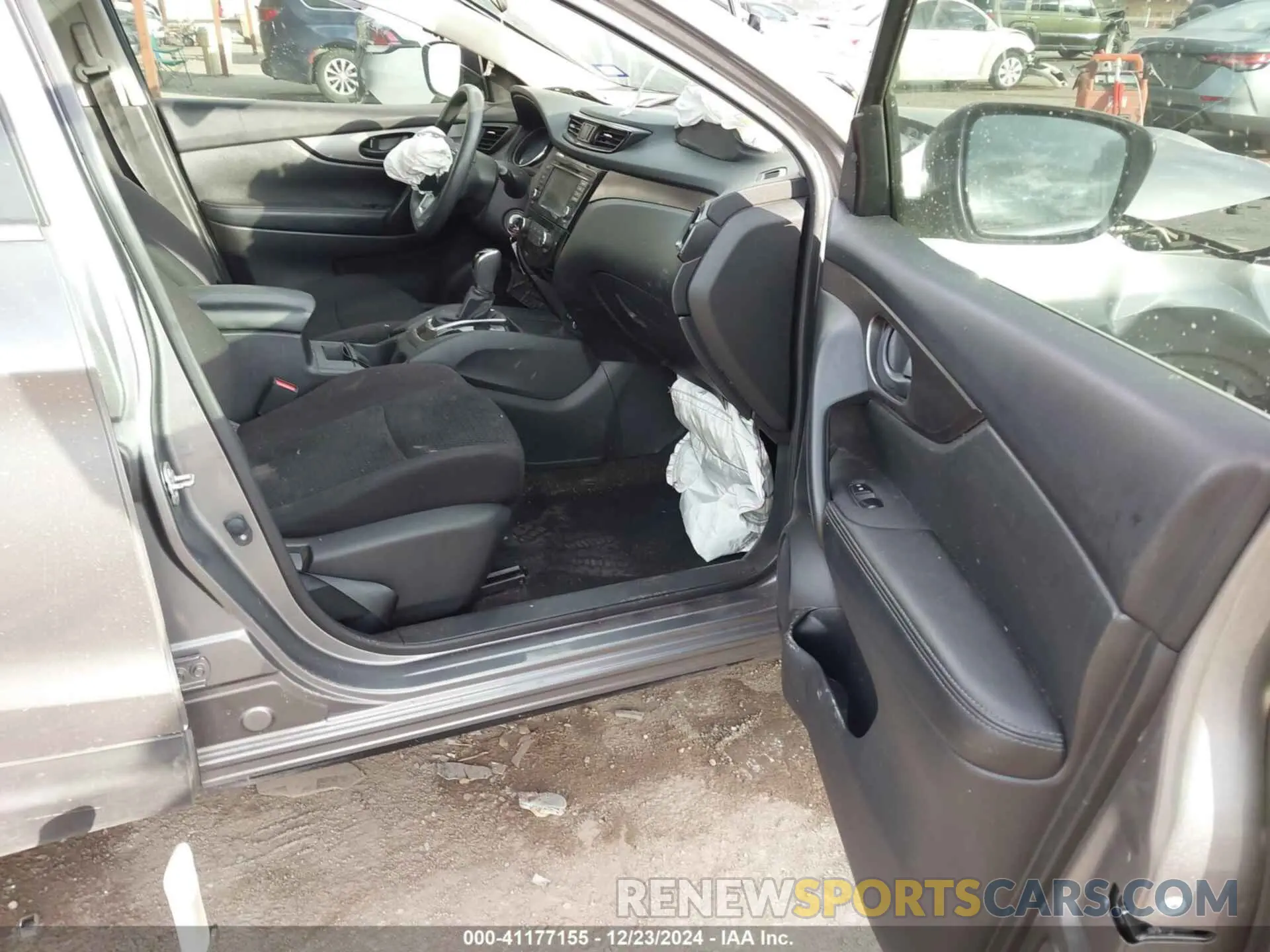 5 Photograph of a damaged car JN1BJ1CV9LW260744 NISSAN ROGUE SPORT 2020