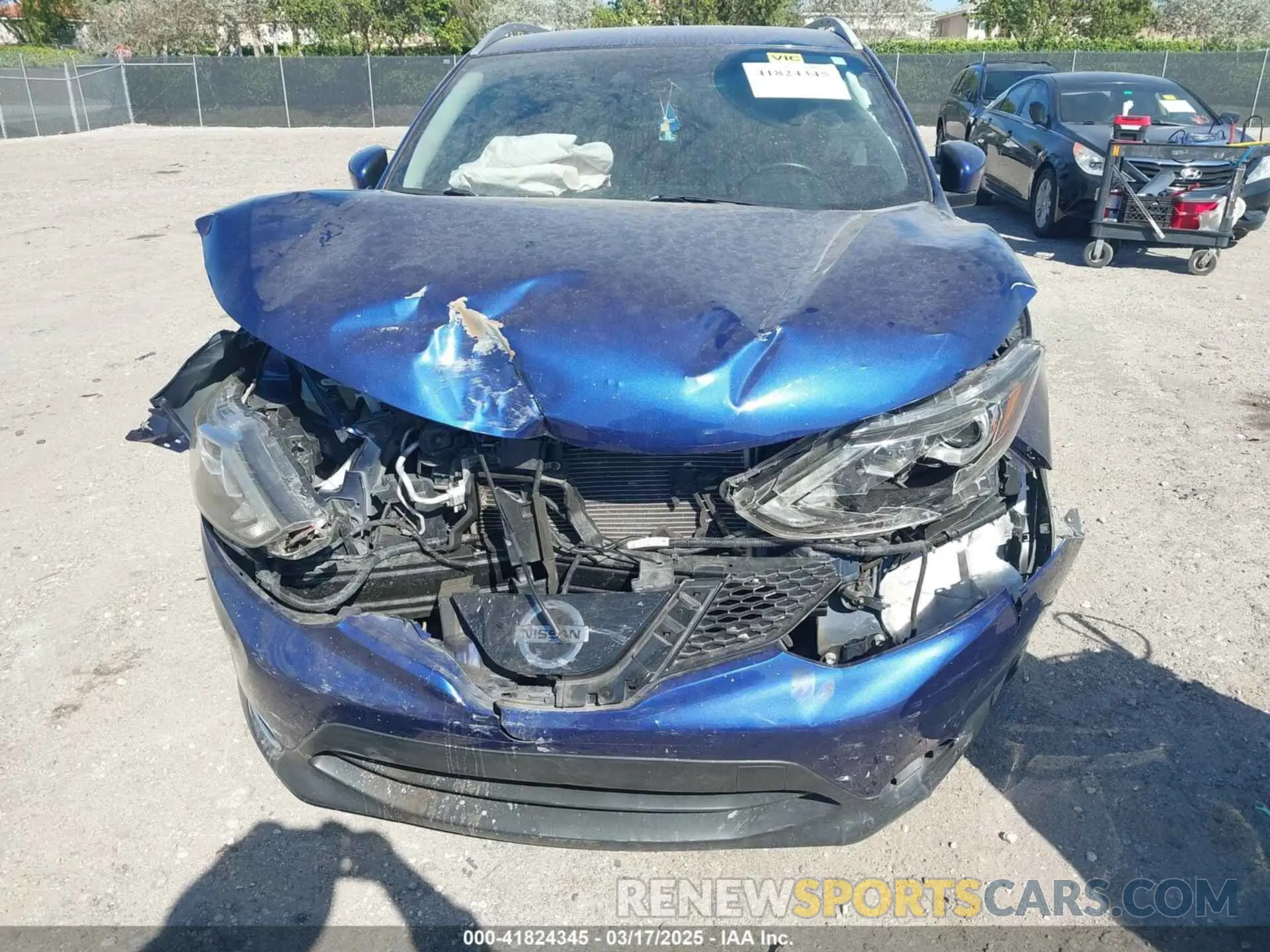 6 Photograph of a damaged car JN1BJ1CVXLW256945 NISSAN ROGUE SPORT 2020