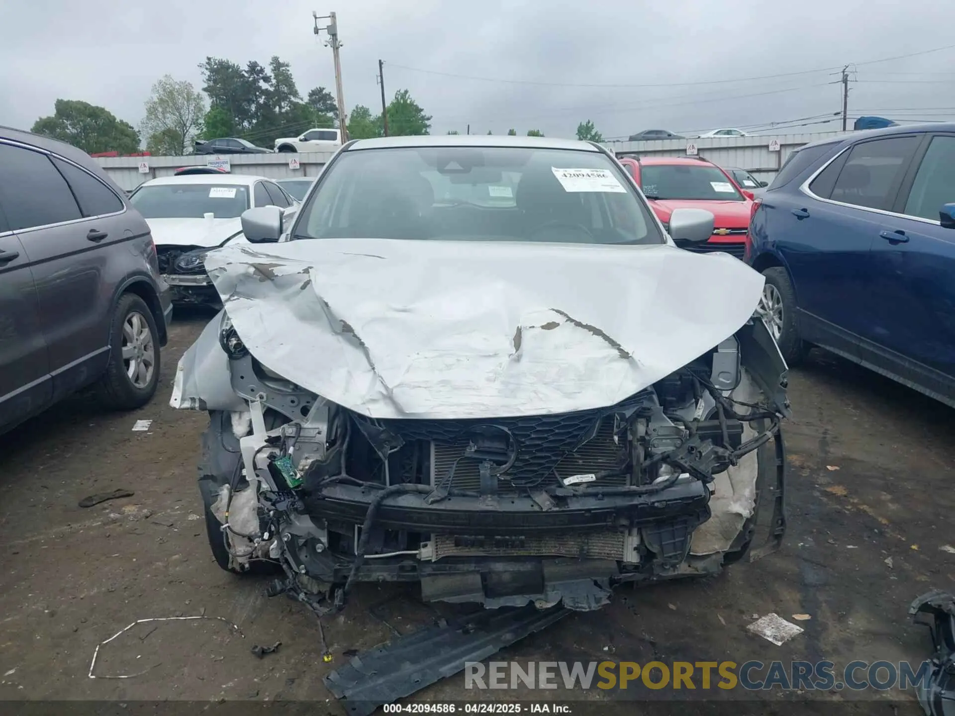 12 Photograph of a damaged car JN1BJ1CVXLW268206 NISSAN ROGUE SPORT 2020