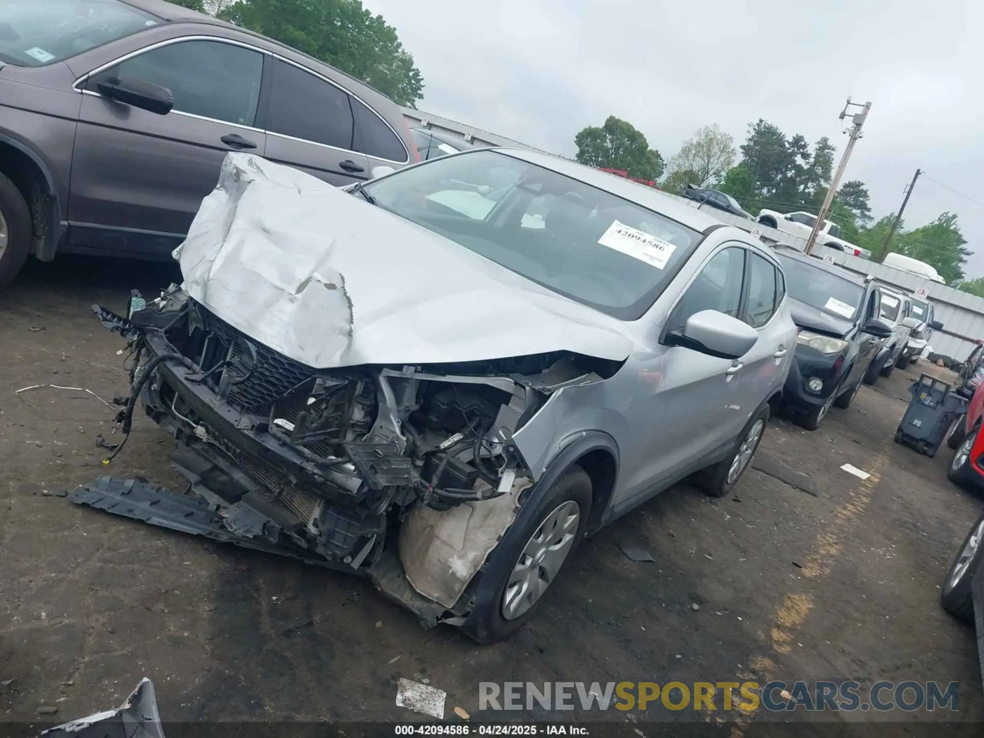 2 Photograph of a damaged car JN1BJ1CVXLW268206 NISSAN ROGUE SPORT 2020