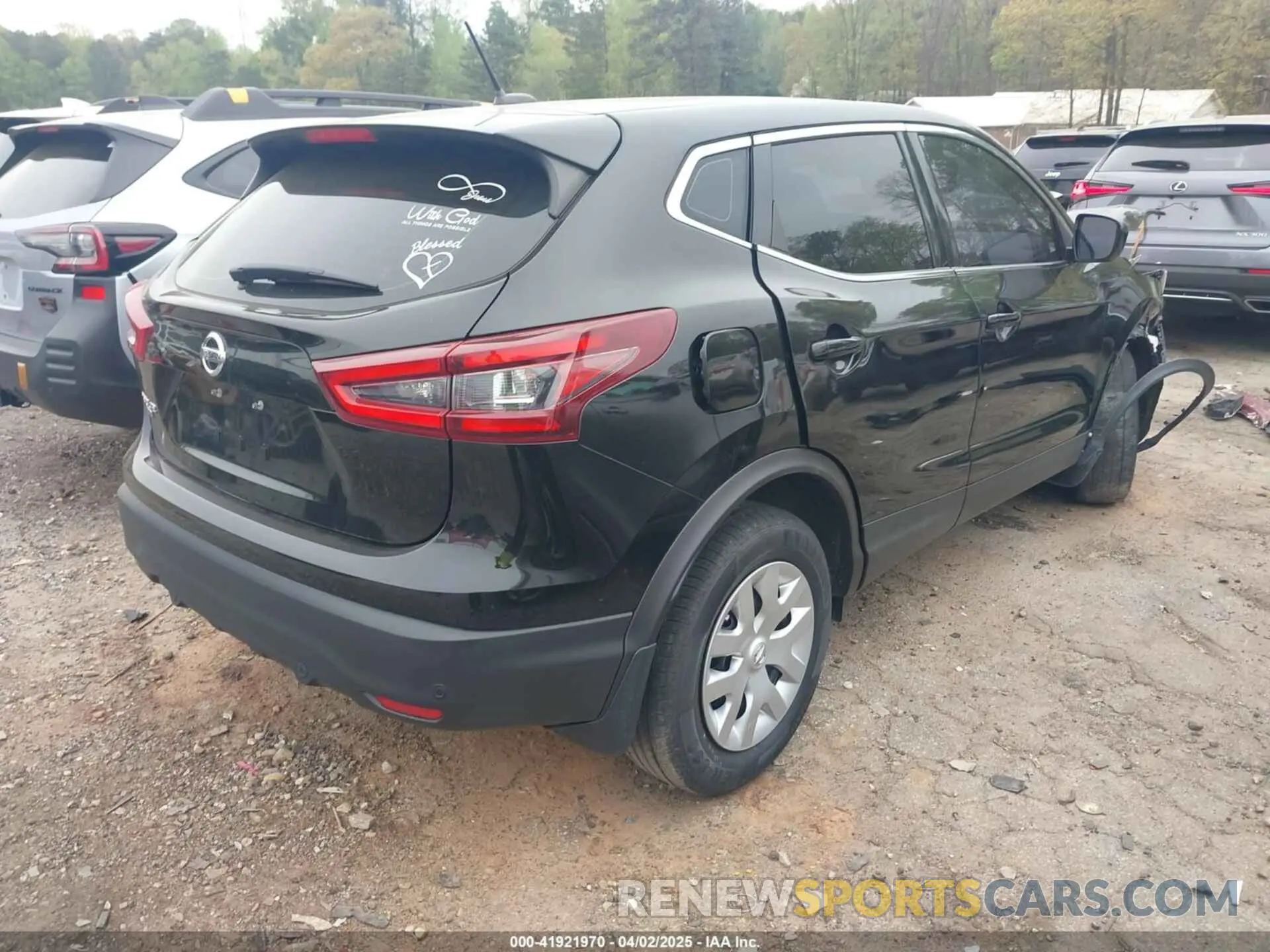 4 Photograph of a damaged car JN1BJ1CVXLW549115 NISSAN ROGUE SPORT 2020