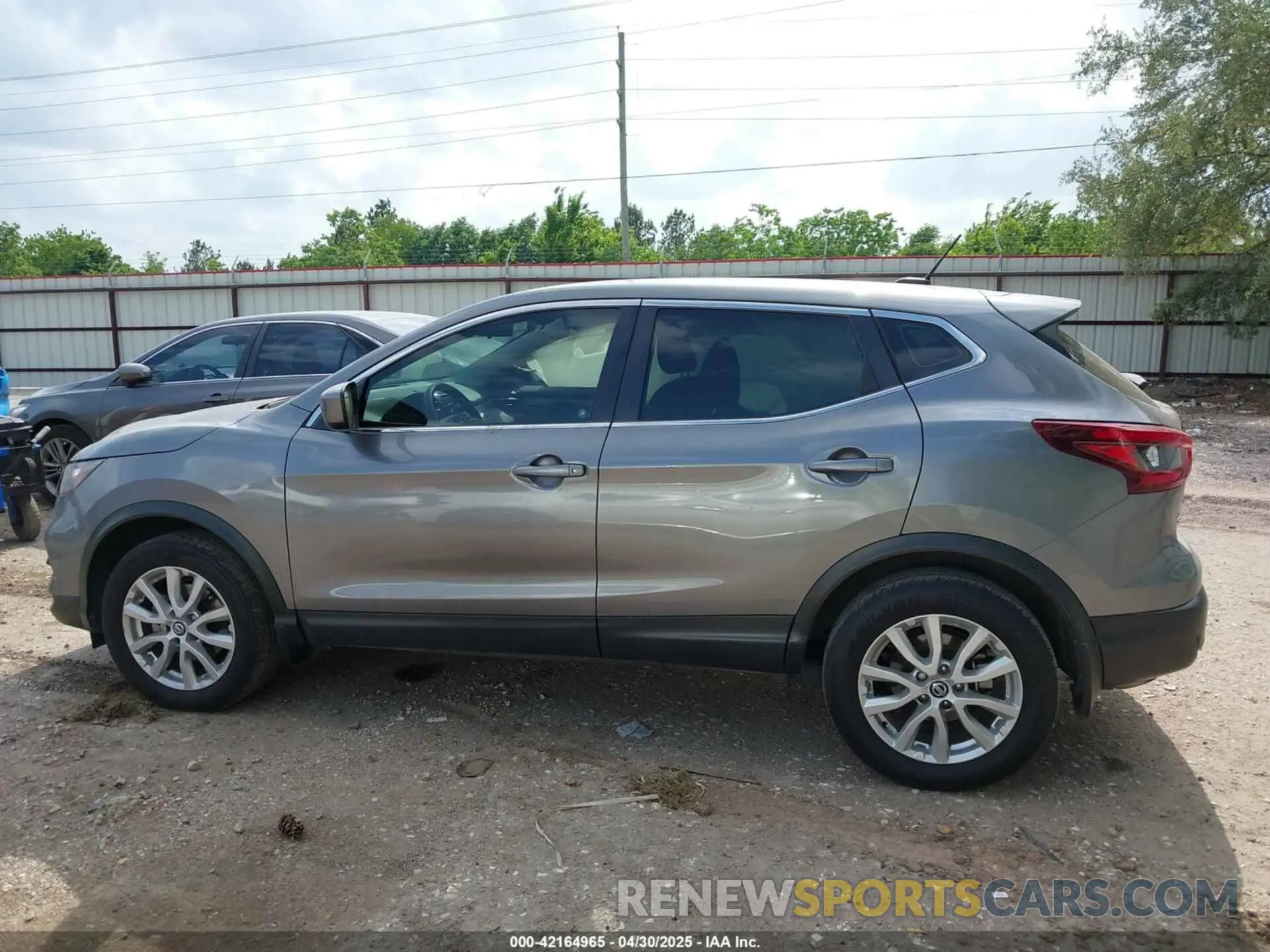 14 Photograph of a damaged car JN1BJ1CVXLW552600 NISSAN ROGUE SPORT 2020