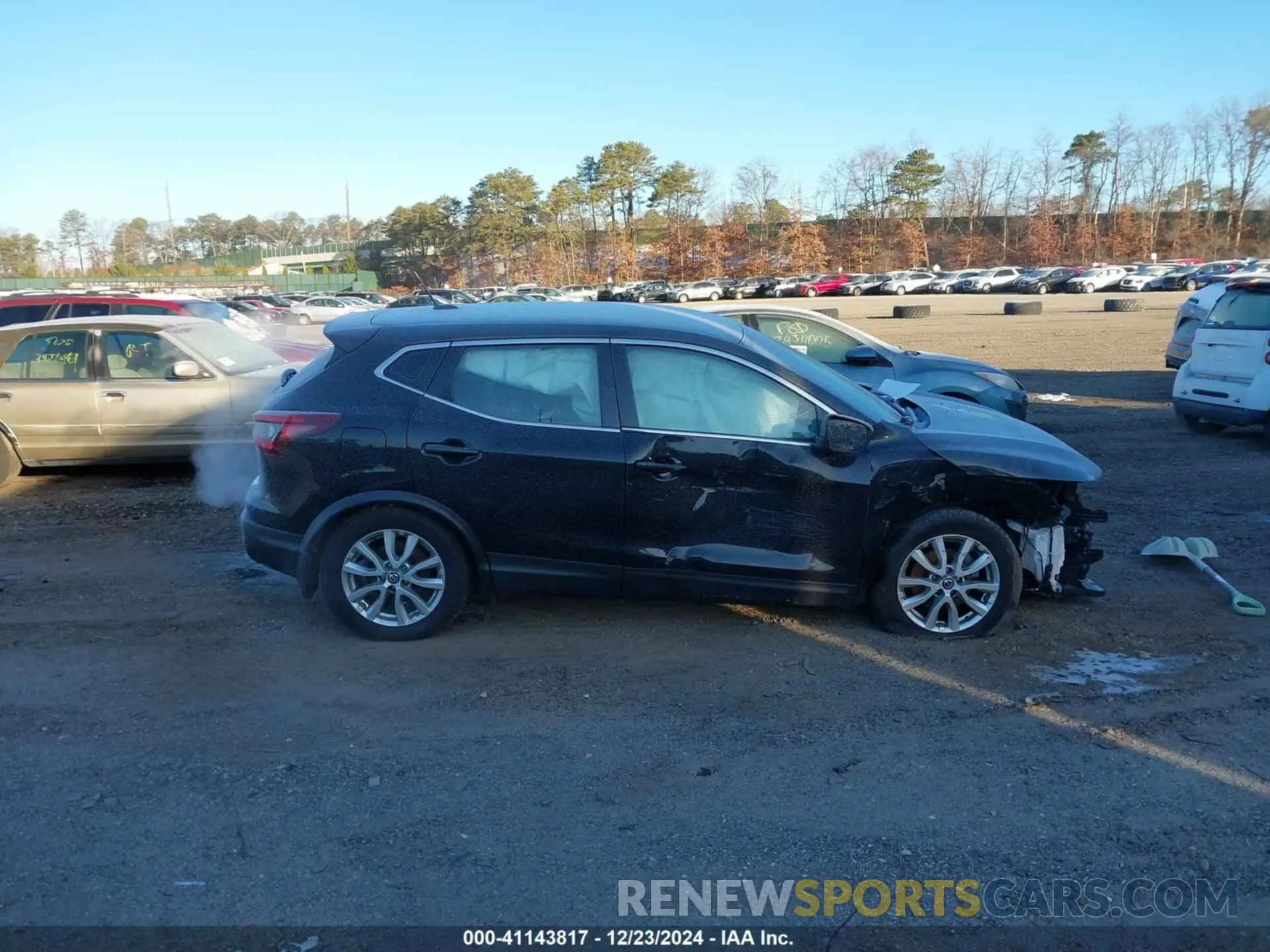 13 Photograph of a damaged car JN1BJ1CW0LW643108 NISSAN ROGUE SPORT 2020