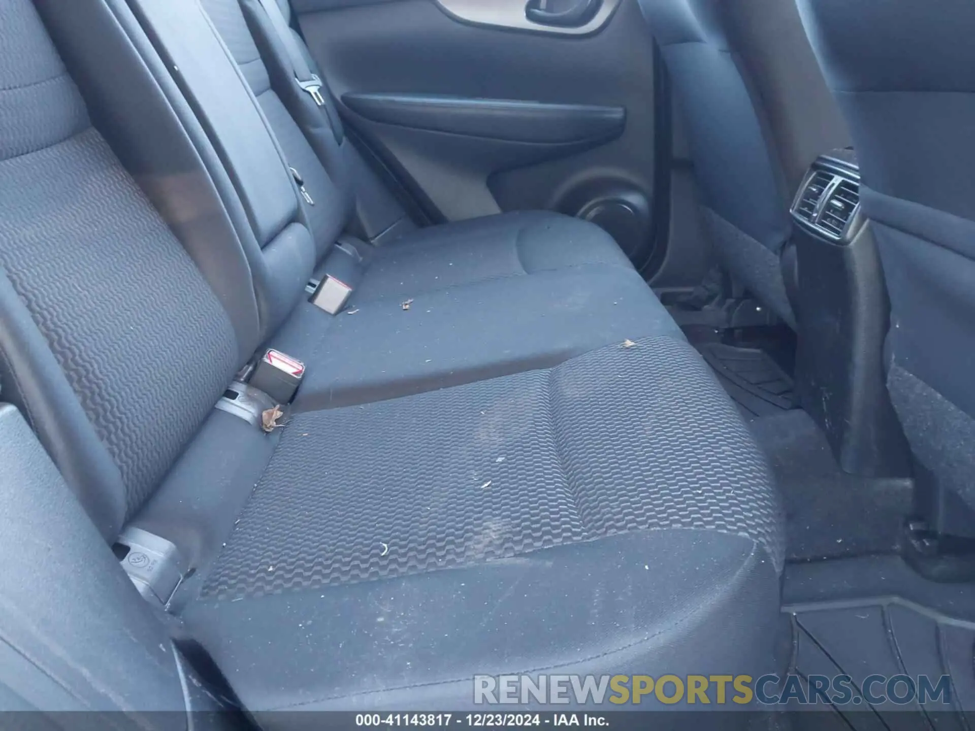 8 Photograph of a damaged car JN1BJ1CW0LW643108 NISSAN ROGUE SPORT 2020