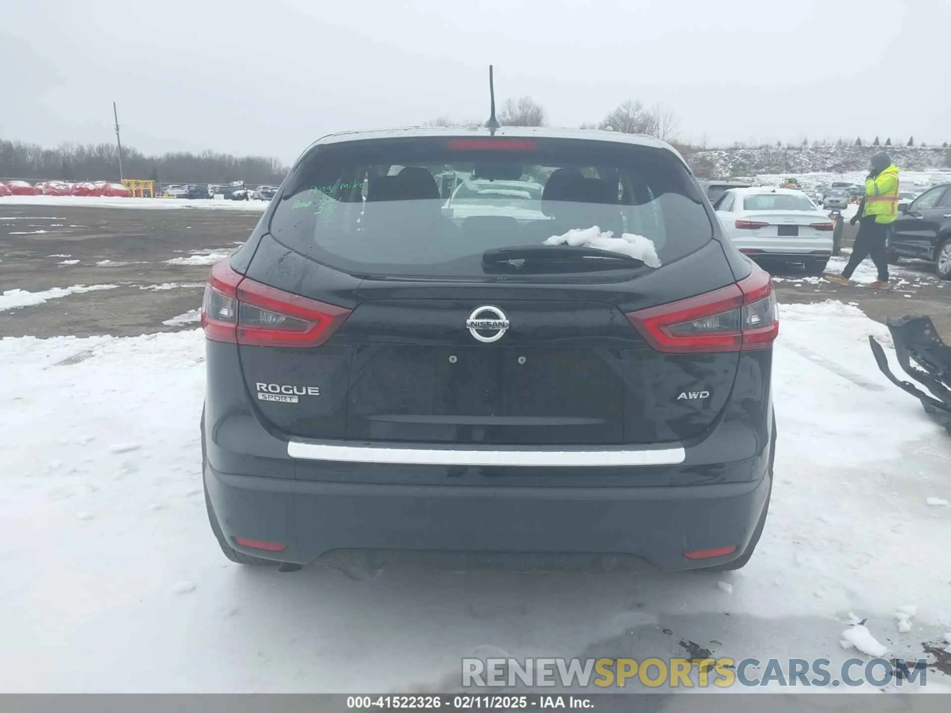 17 Photograph of a damaged car JN1BJ1CW0LW643741 NISSAN ROGUE SPORT 2020