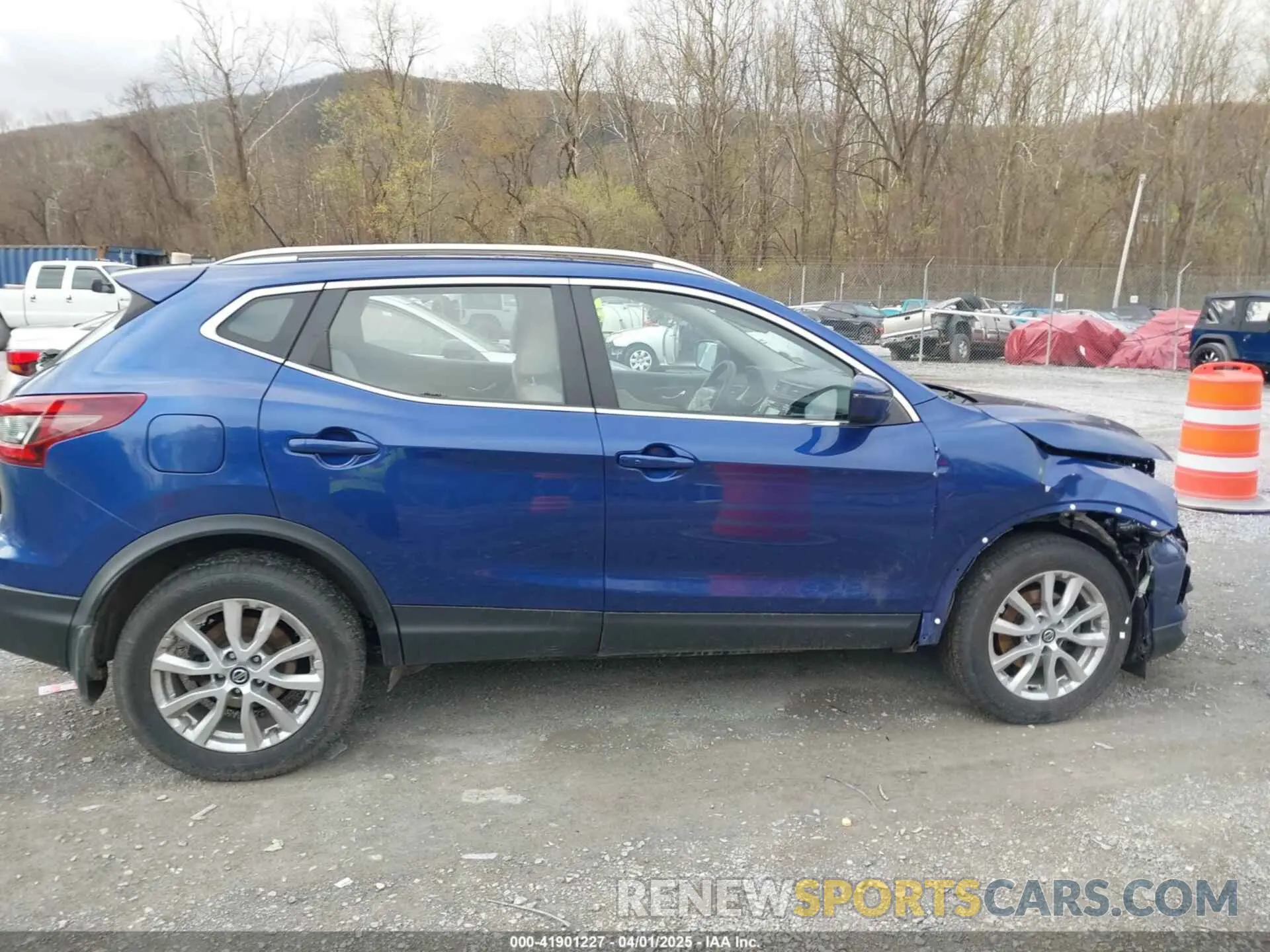 13 Photograph of a damaged car JN1BJ1CW1LW391658 NISSAN ROGUE SPORT 2020