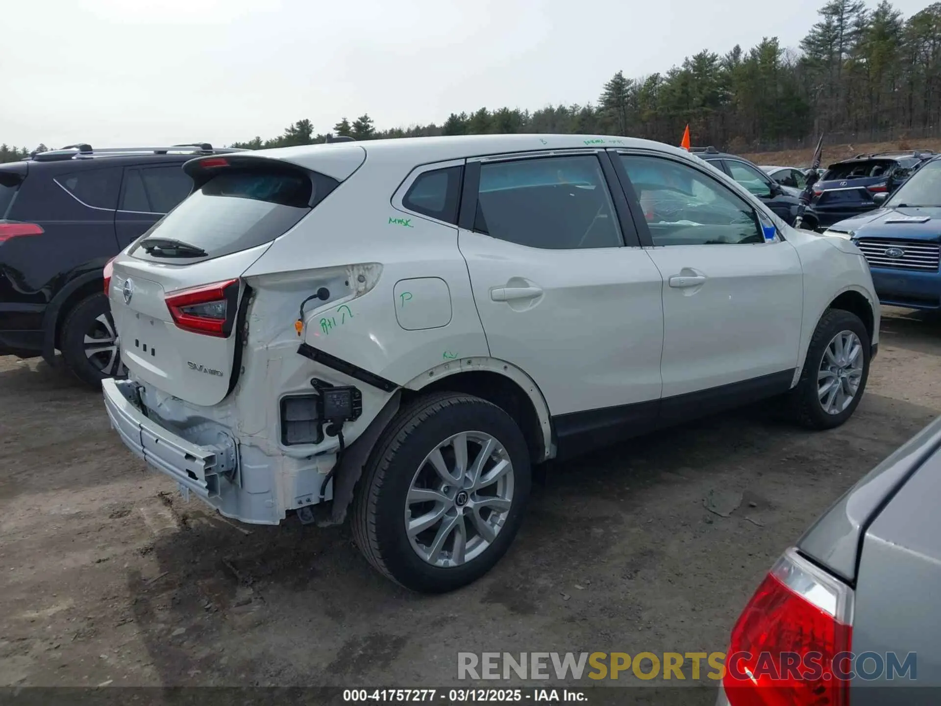 14 Photograph of a damaged car JN1BJ1CW2LW649704 NISSAN ROGUE SPORT 2020