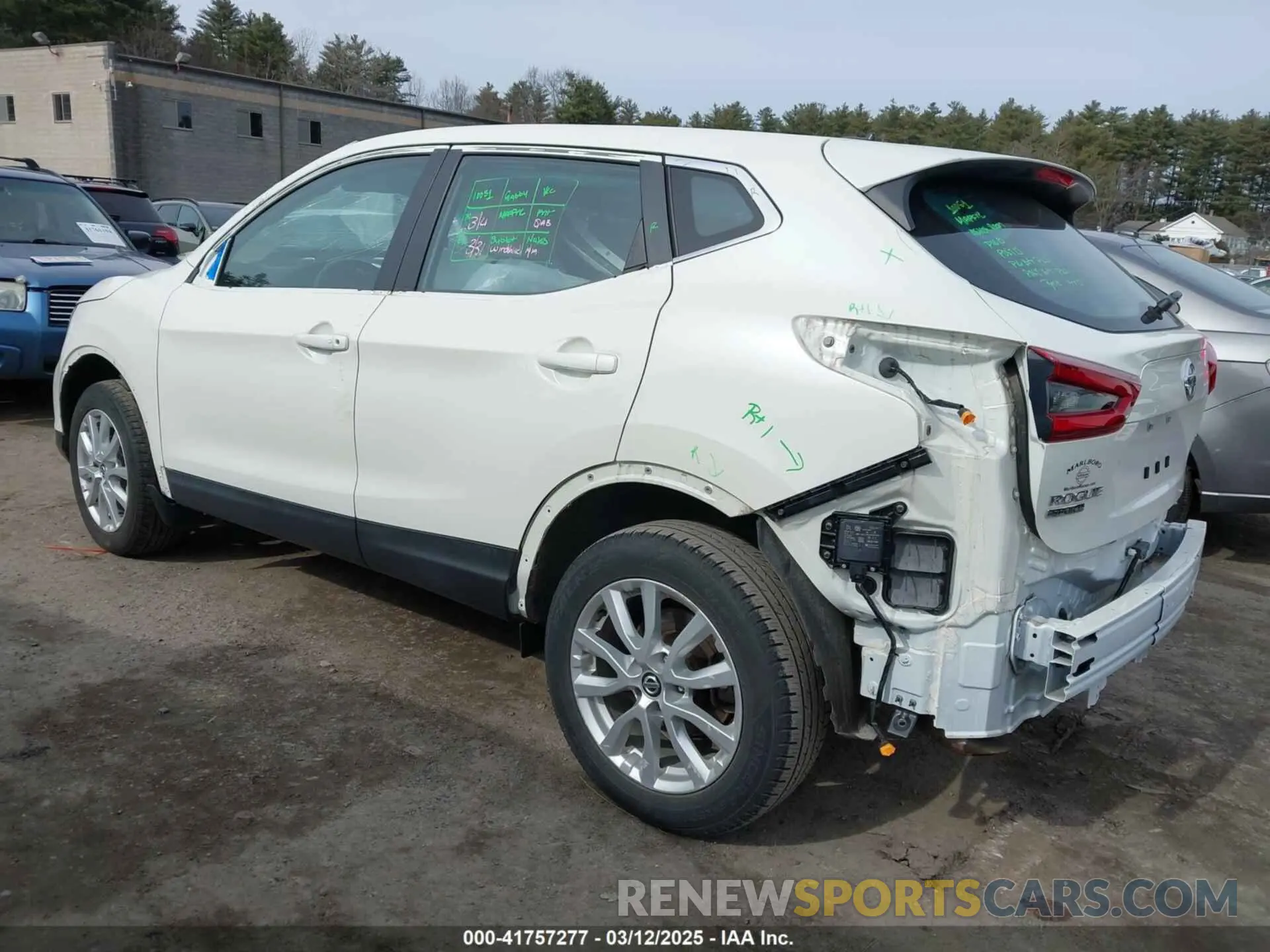 3 Photograph of a damaged car JN1BJ1CW2LW649704 NISSAN ROGUE SPORT 2020
