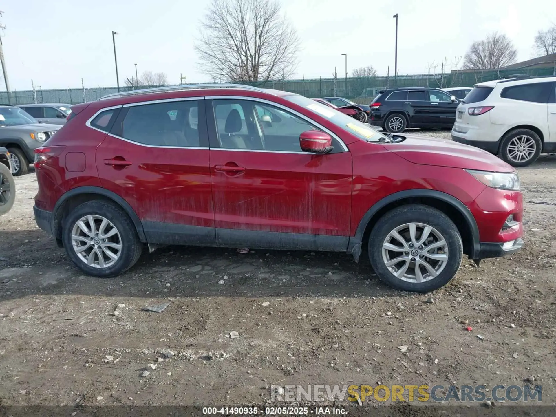 13 Photograph of a damaged car JN1BJ1CW3LW383089 NISSAN ROGUE SPORT 2020