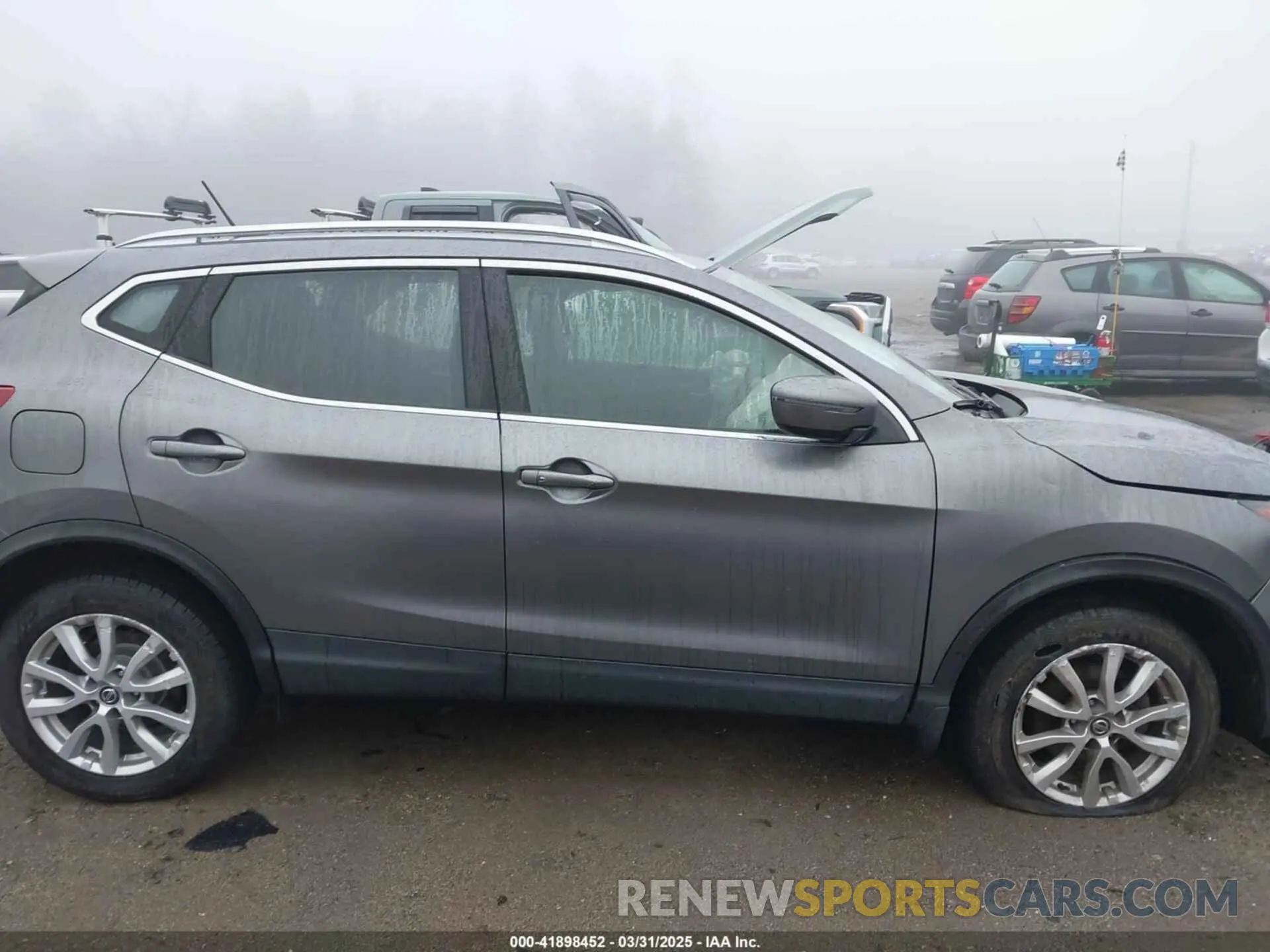 13 Photograph of a damaged car JN1BJ1CW3LW393413 NISSAN ROGUE SPORT 2020
