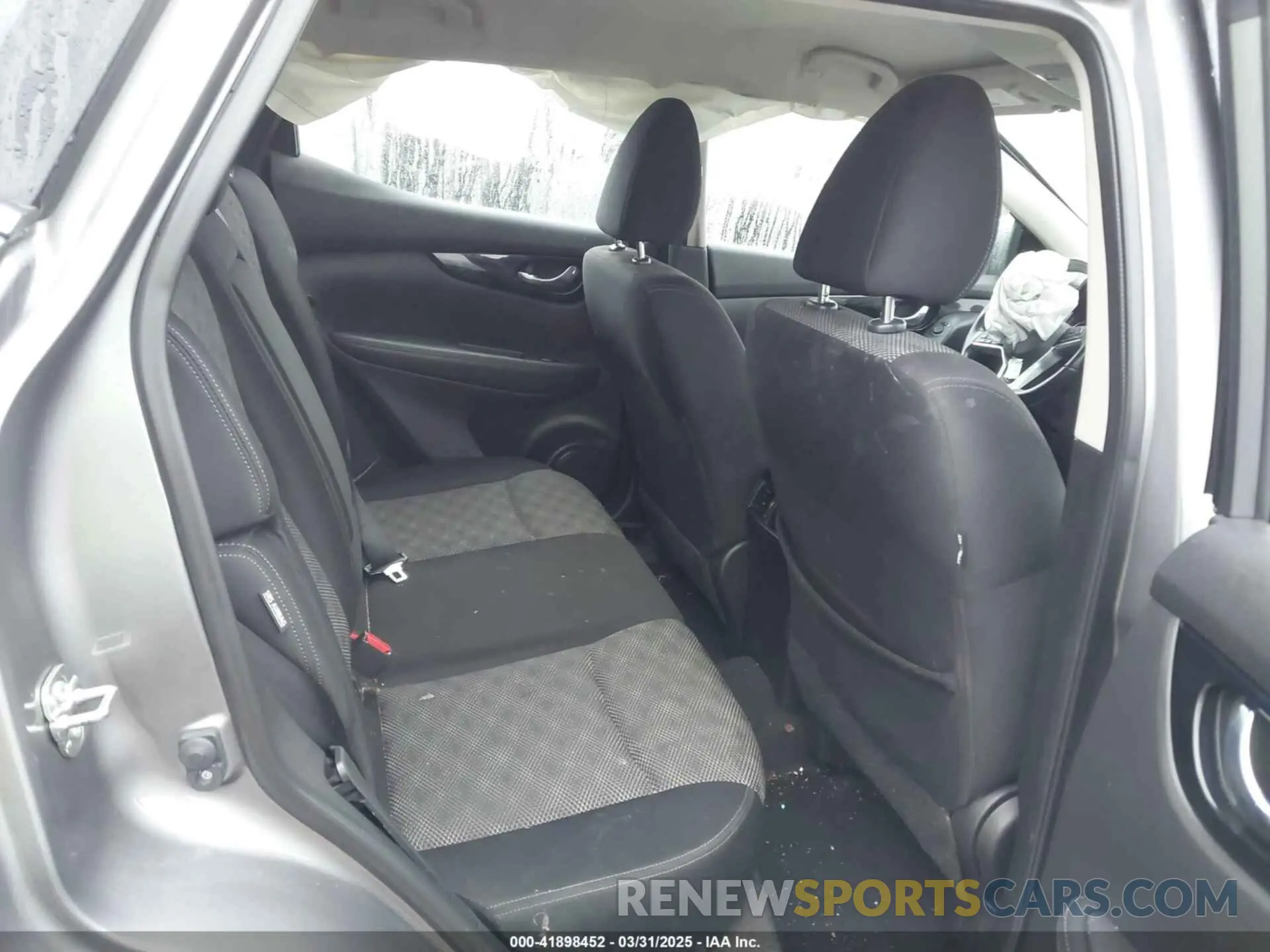 8 Photograph of a damaged car JN1BJ1CW3LW393413 NISSAN ROGUE SPORT 2020