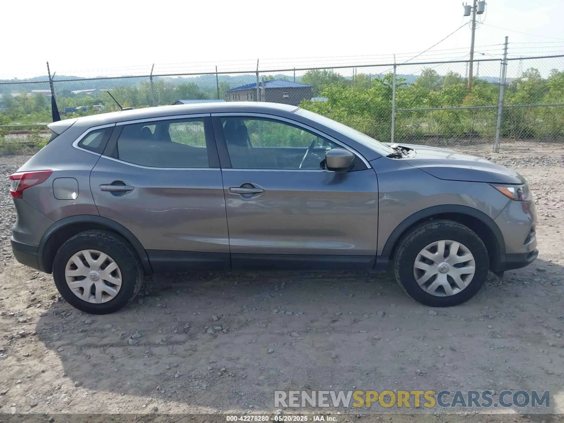 13 Photograph of a damaged car JN1BJ1CW3LW640591 NISSAN ROGUE SPORT 2020