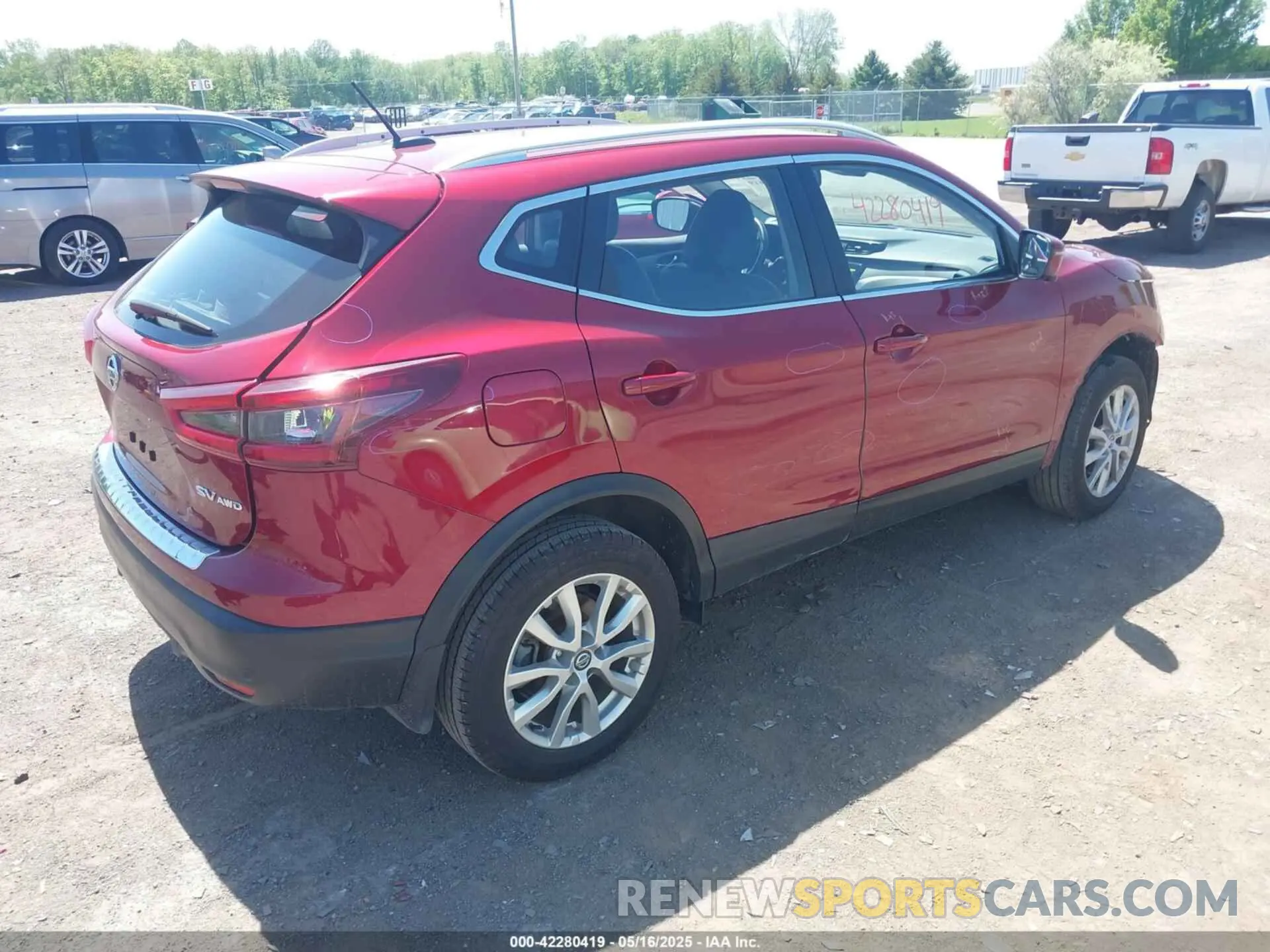 4 Photograph of a damaged car JN1BJ1CW4LW387135 NISSAN ROGUE SPORT 2020