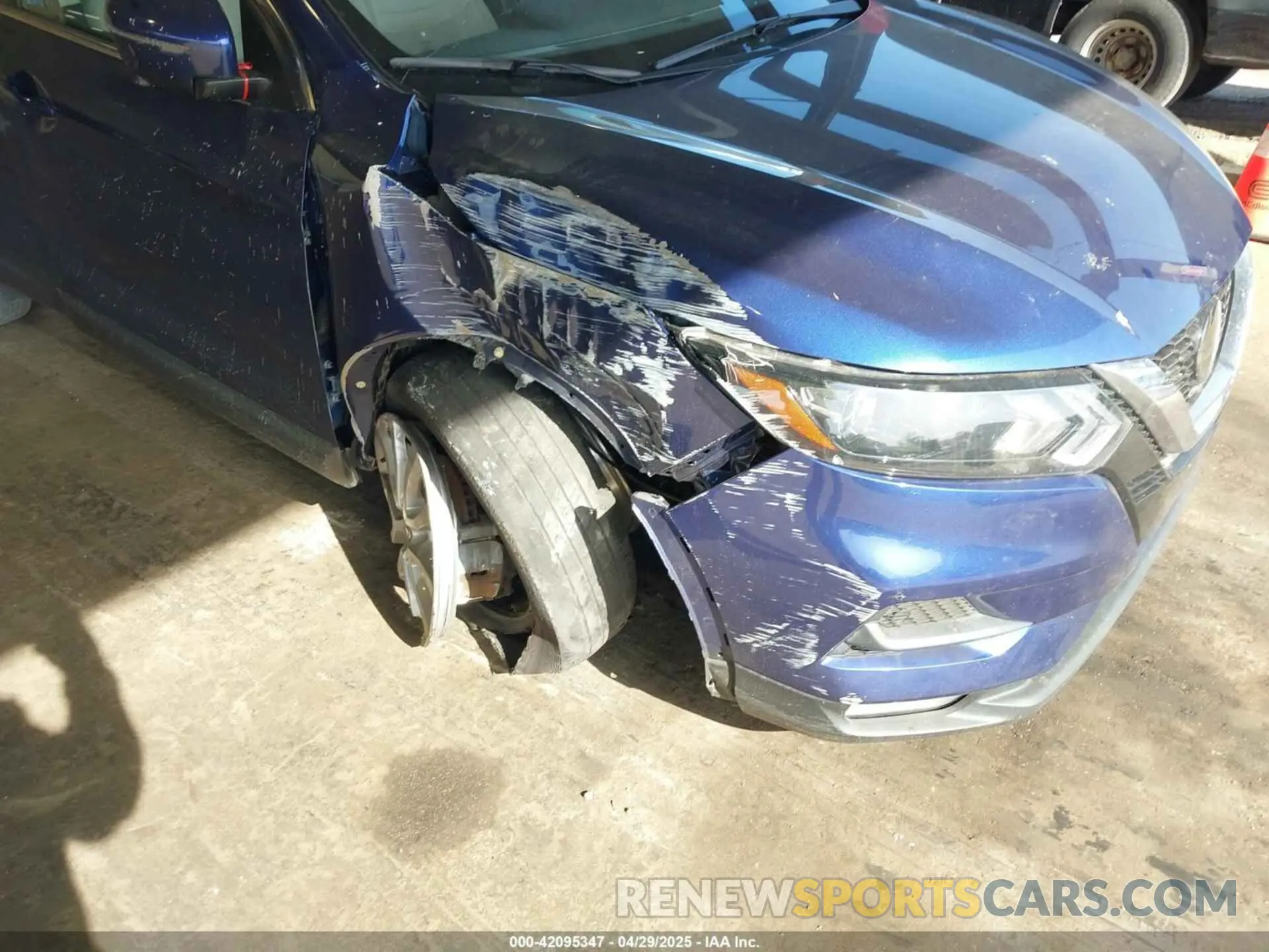 6 Photograph of a damaged car JN1BJ1CW4LW388012 NISSAN ROGUE SPORT 2020