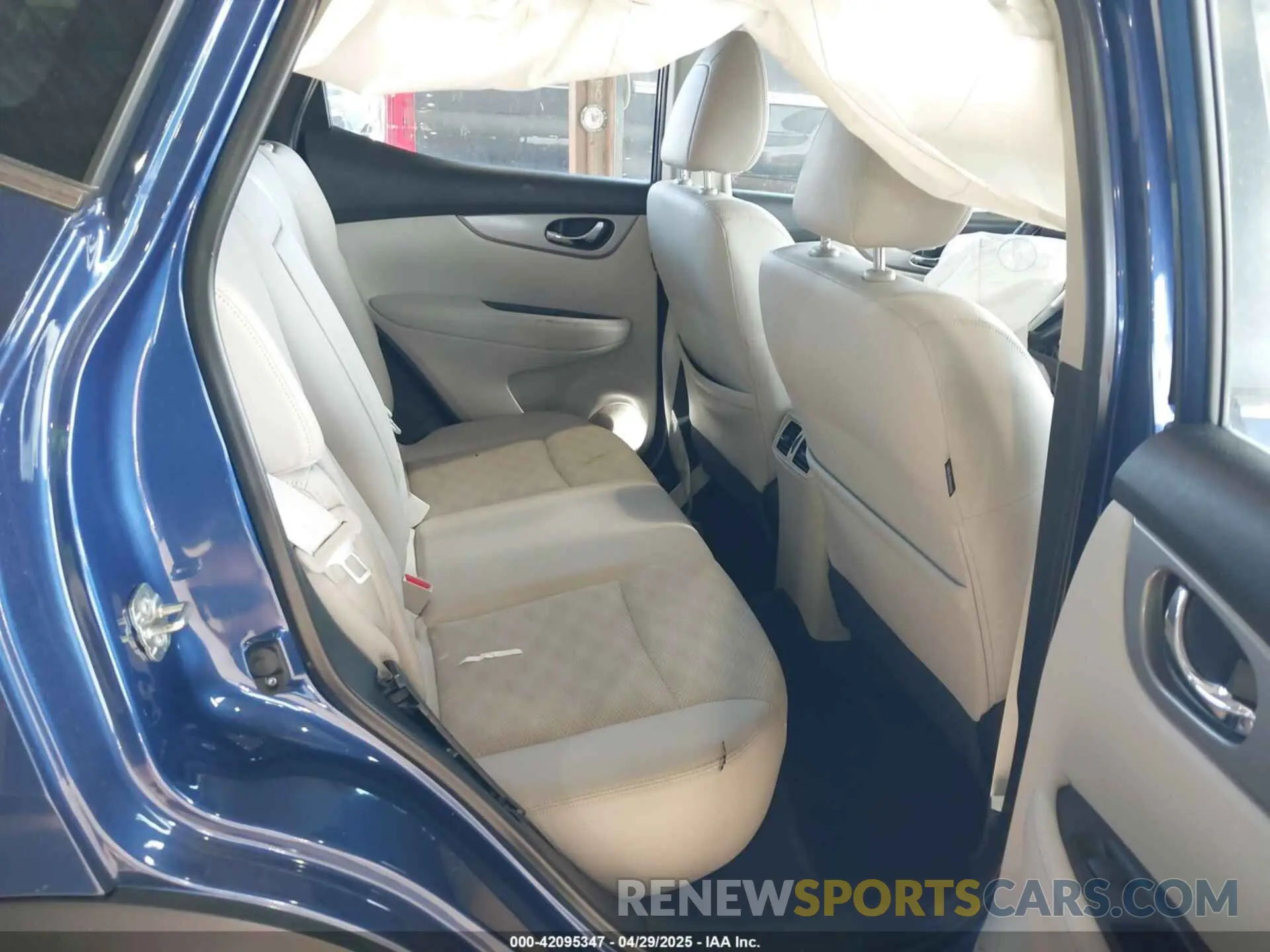 8 Photograph of a damaged car JN1BJ1CW4LW388012 NISSAN ROGUE SPORT 2020