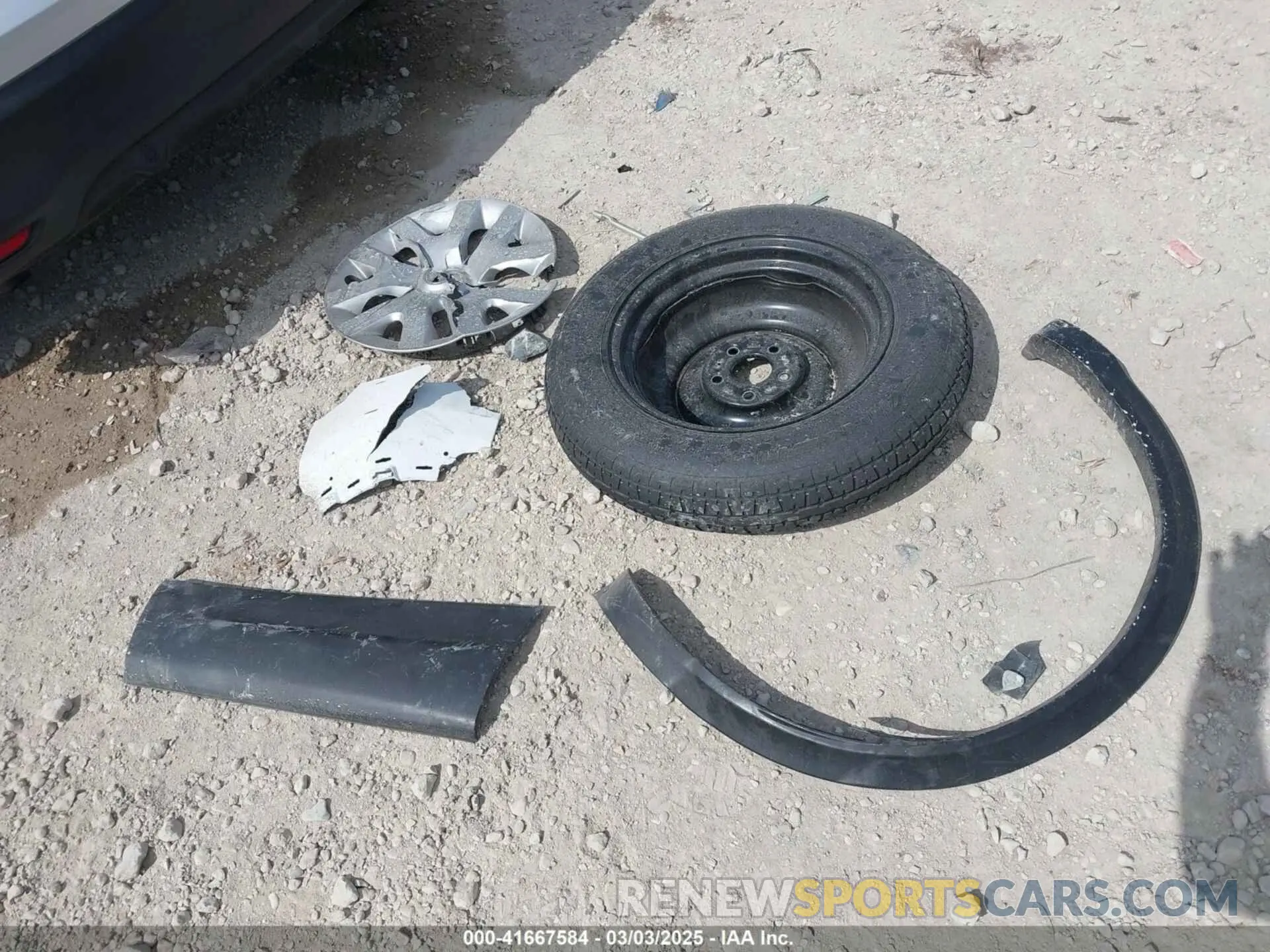 11 Photograph of a damaged car JN1BJ1CW4LW641720 NISSAN ROGUE SPORT 2020