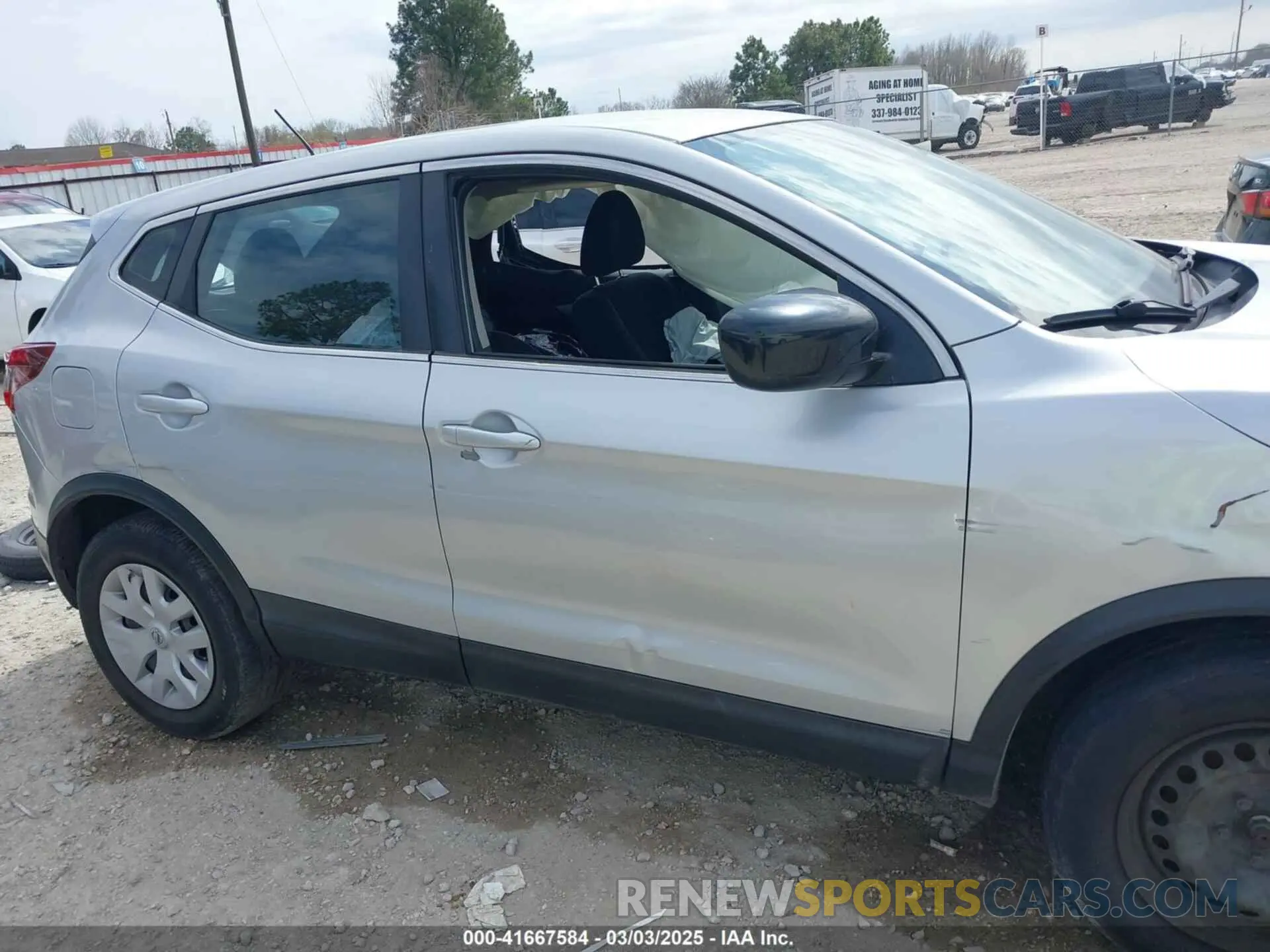 13 Photograph of a damaged car JN1BJ1CW4LW641720 NISSAN ROGUE SPORT 2020